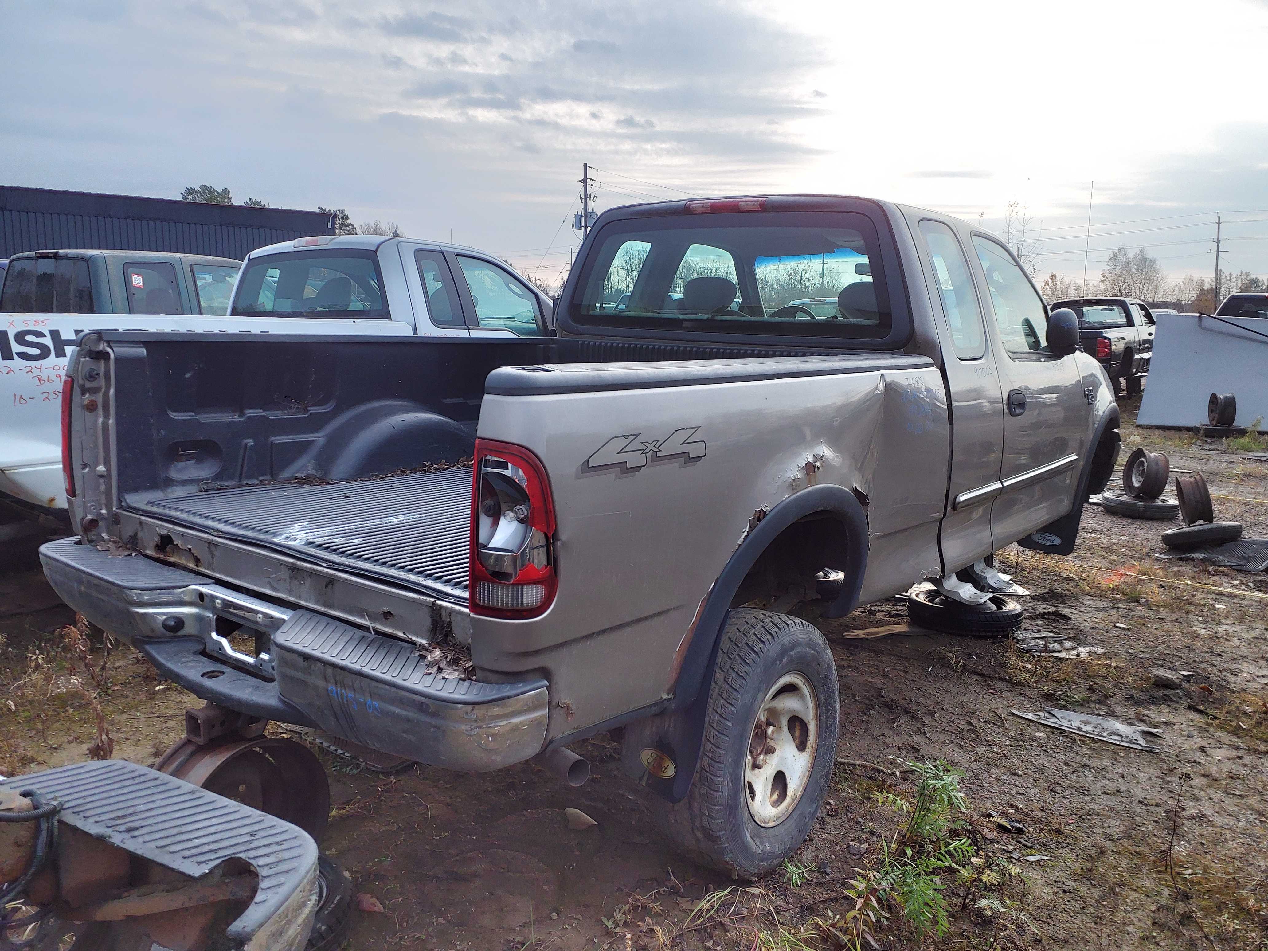 FORD F-150 2003