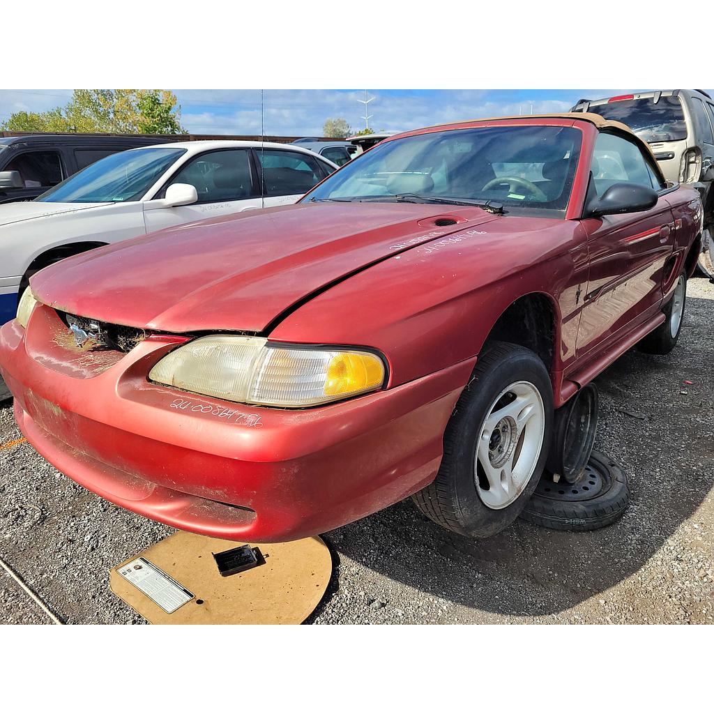 FORD MUSTANG 1996 StCatharines Kenny UPull