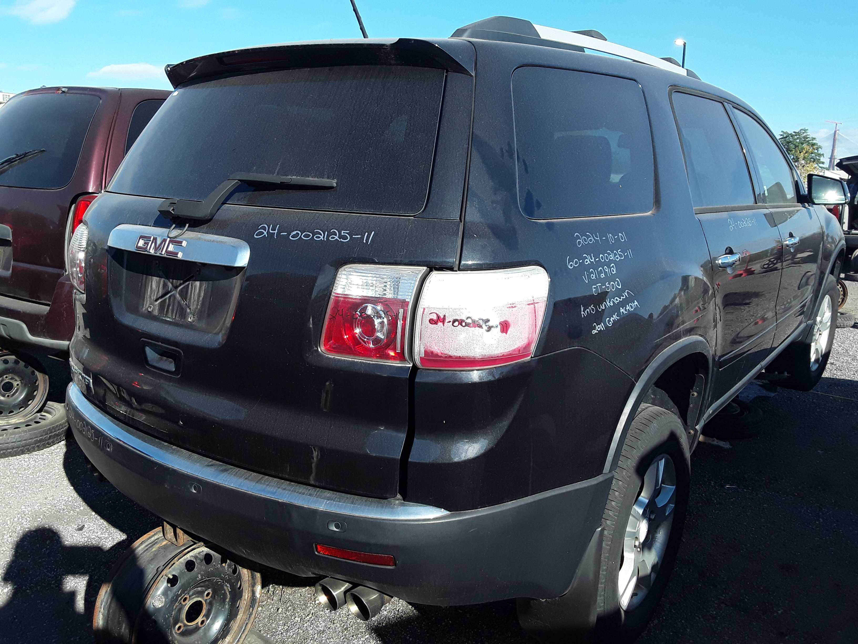 GMC ACADIA 2011