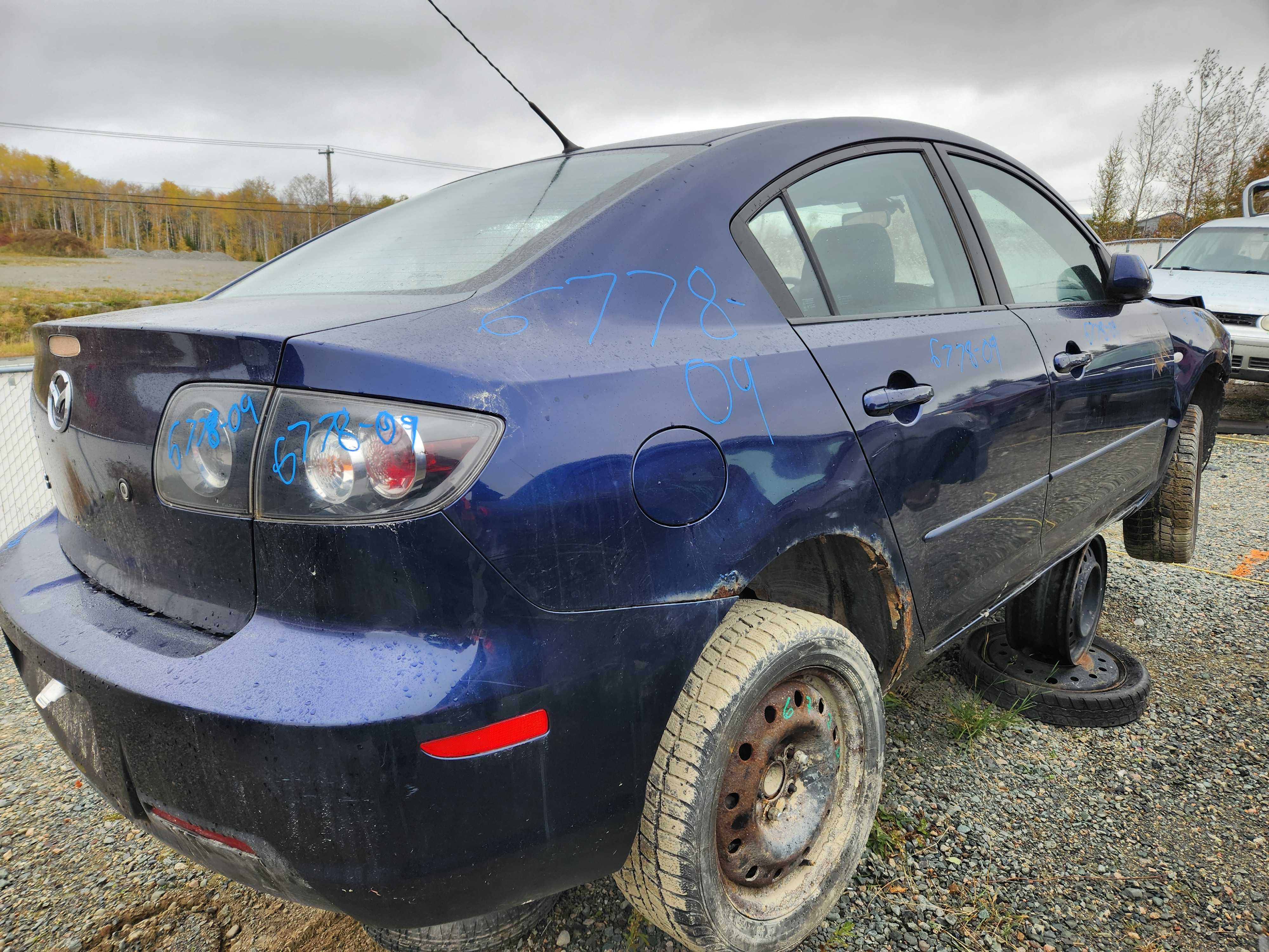 MAZDA MAZDA3 2009