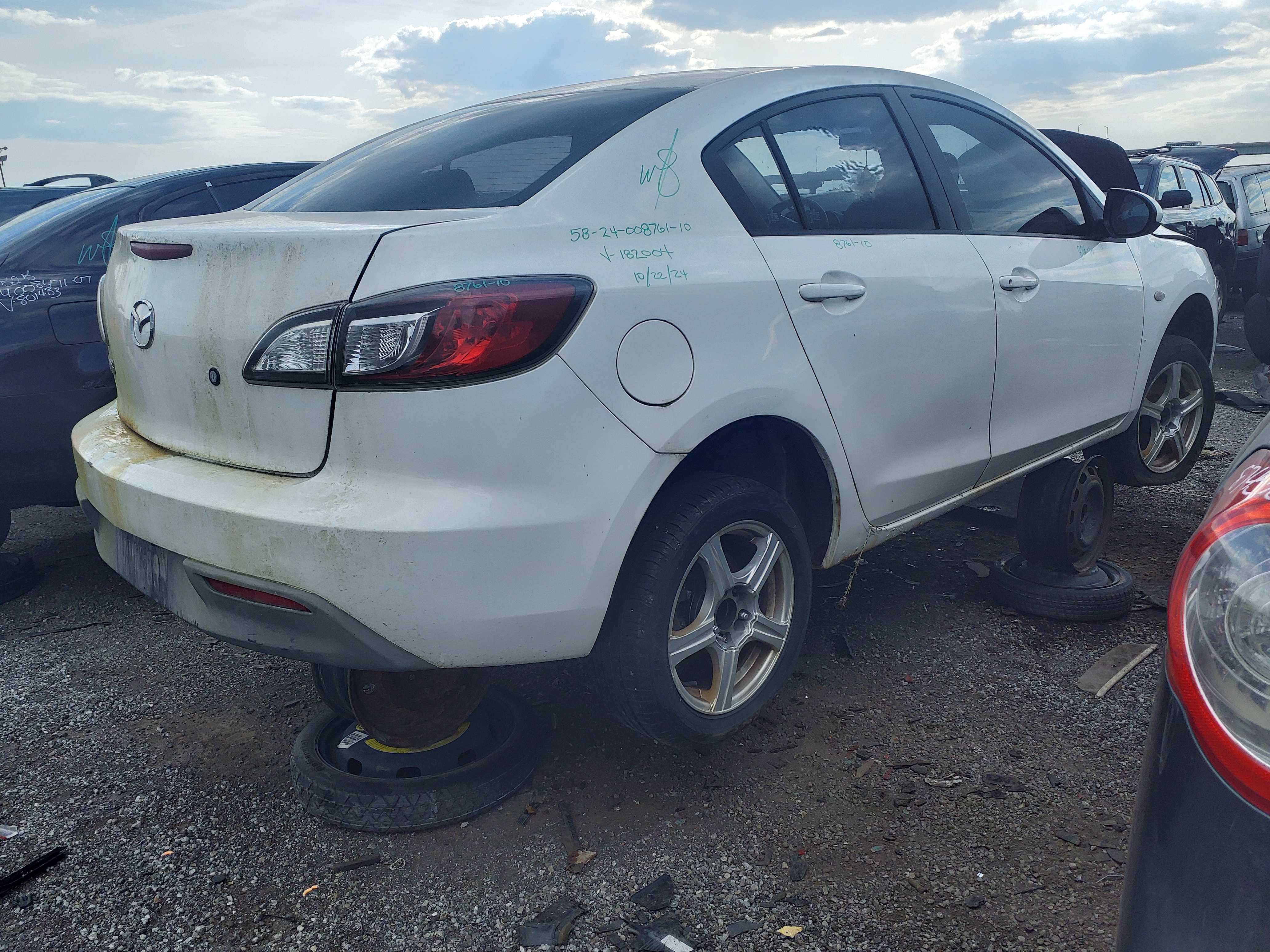 MAZDA MAZDA3 2010