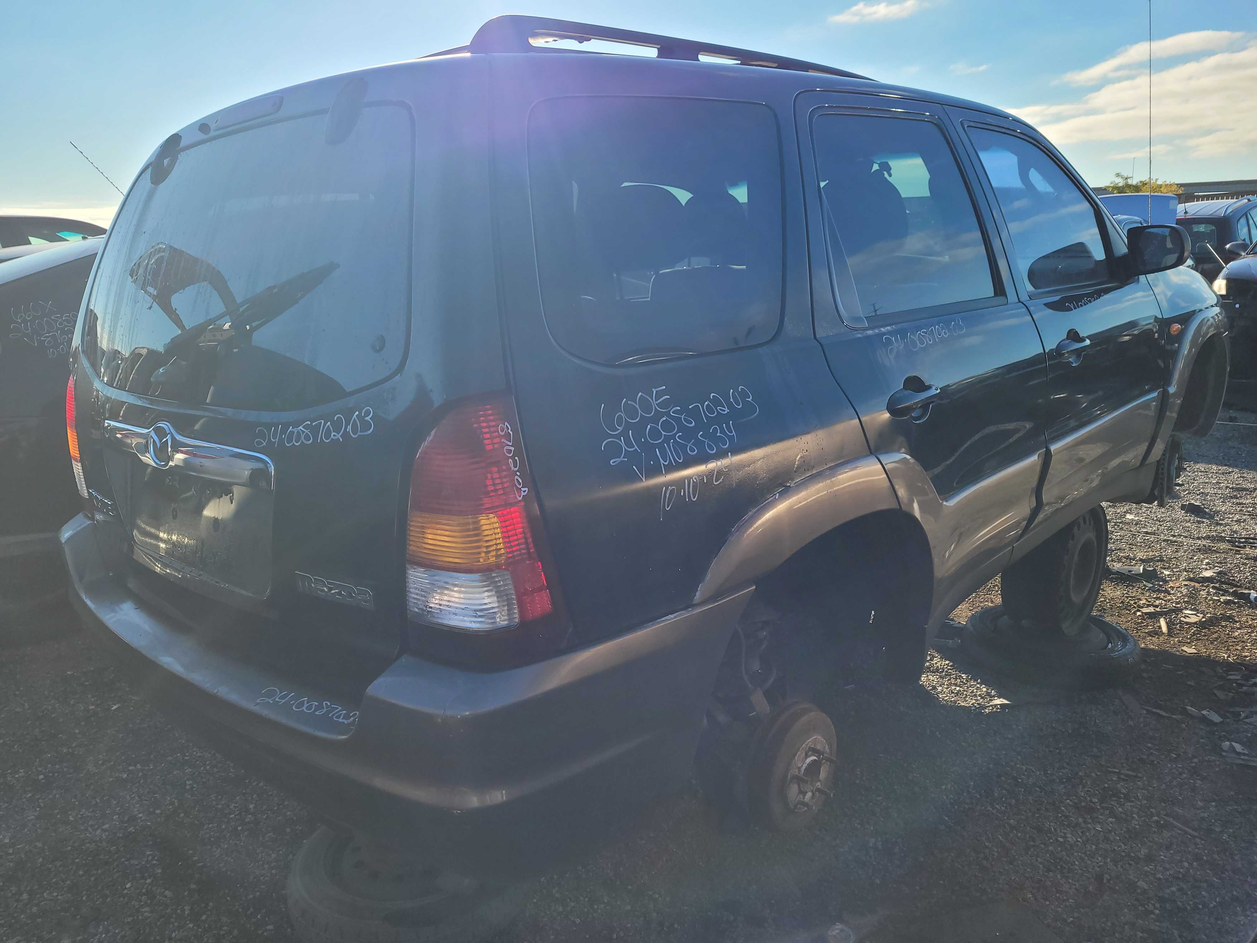MAZDA TRIBUTE 2003