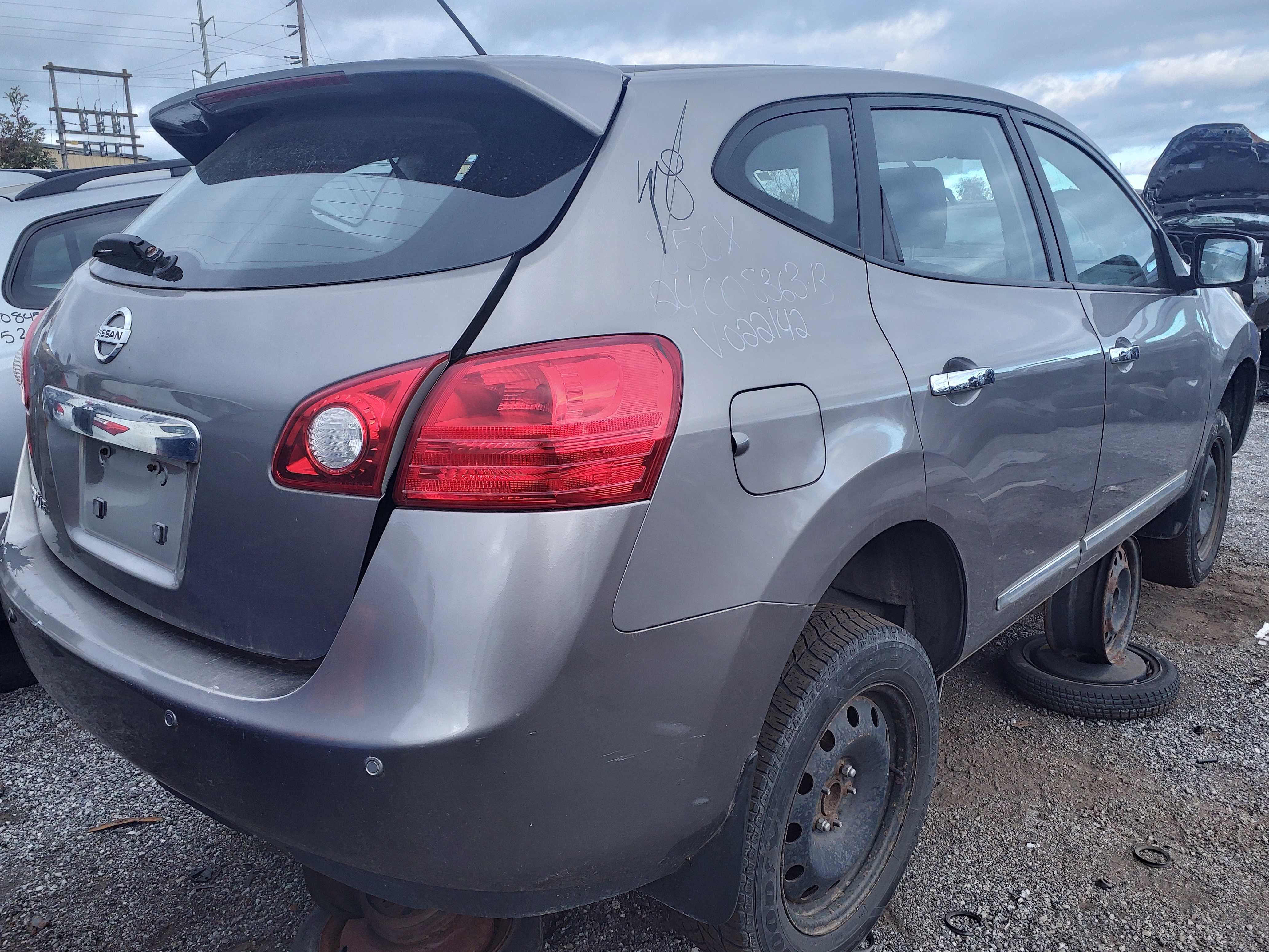 NISSAN ROGUE 2013