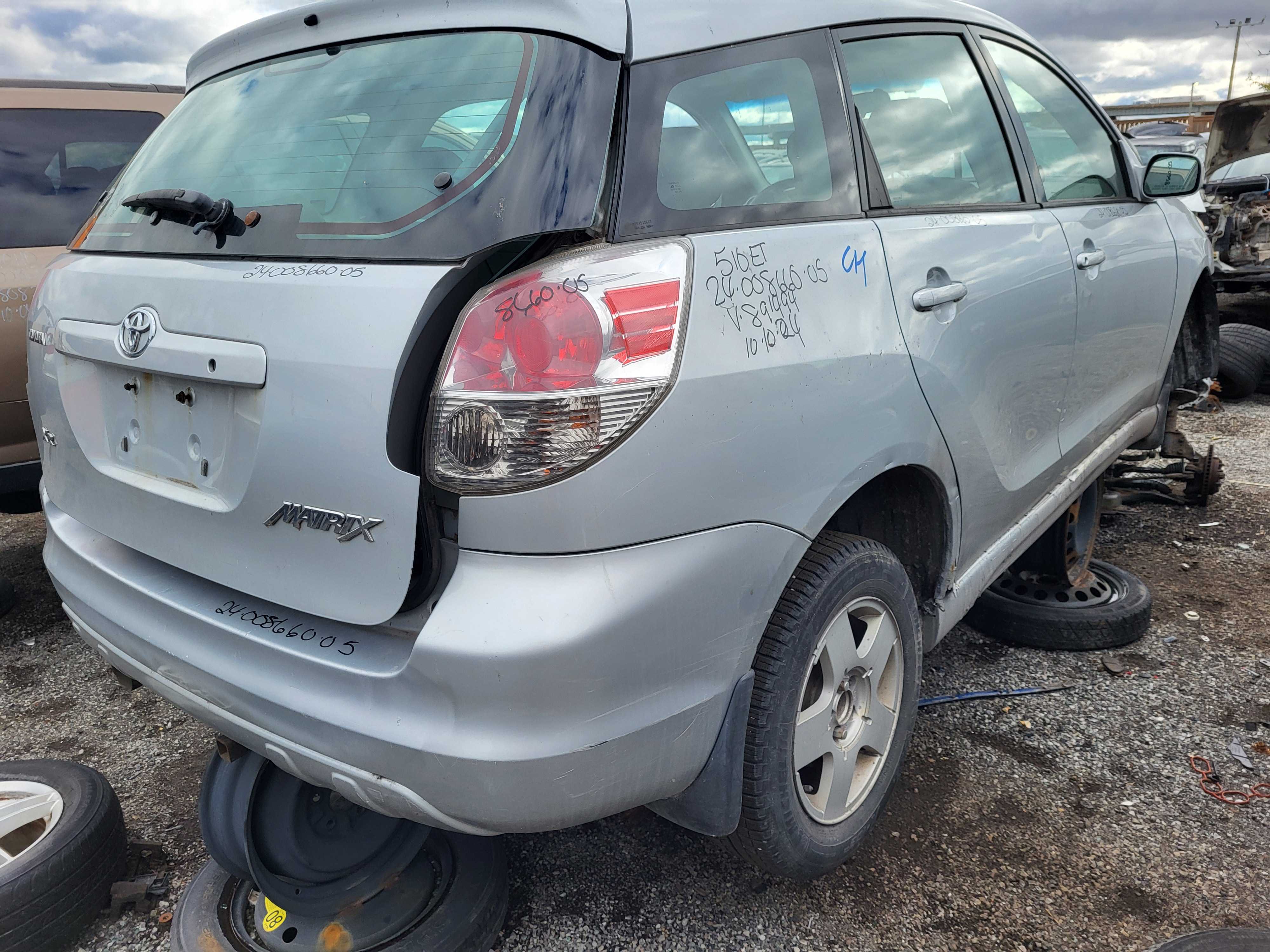 TOYOTA MATRIX 2005