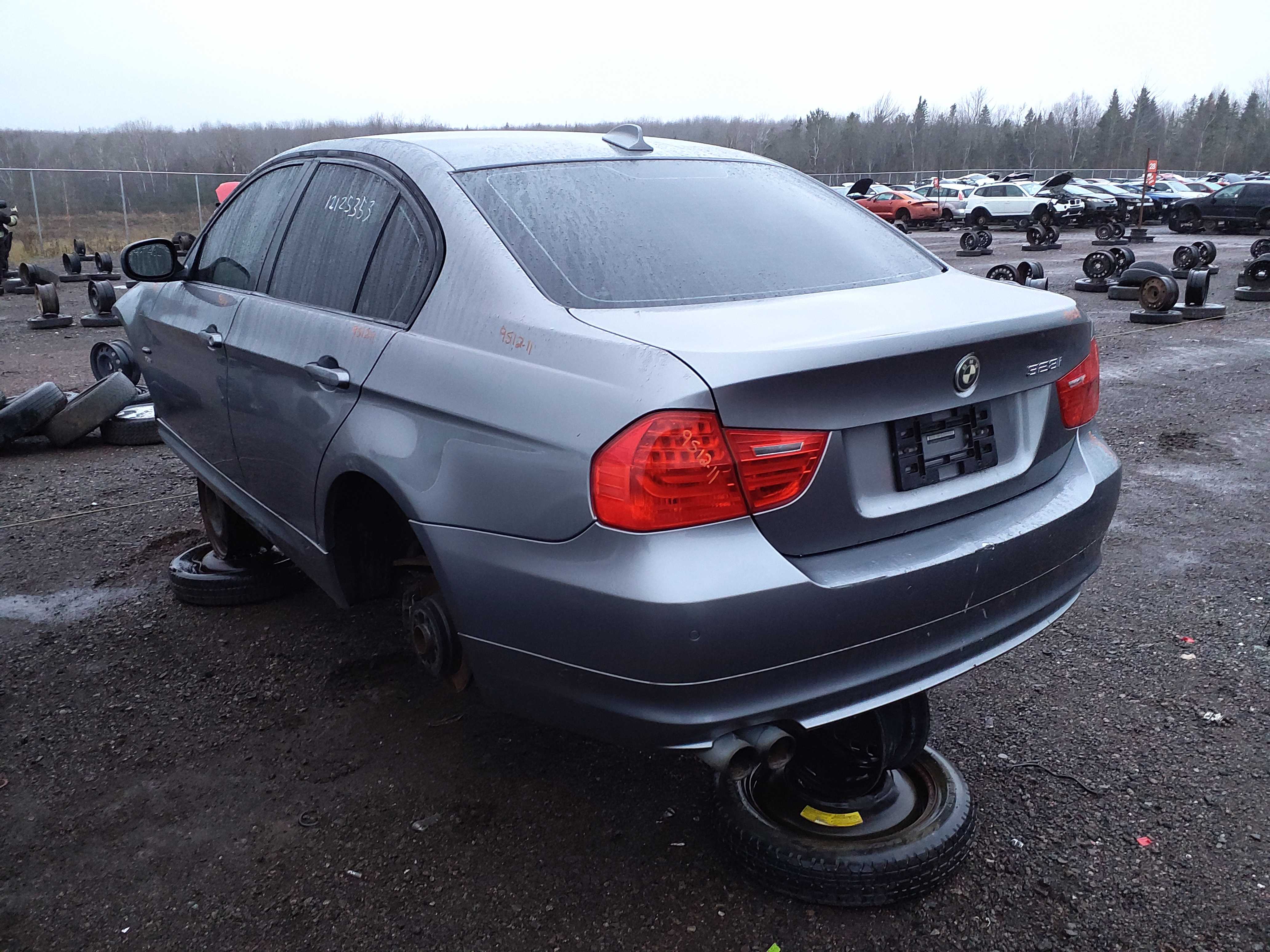 BMW 328 2011