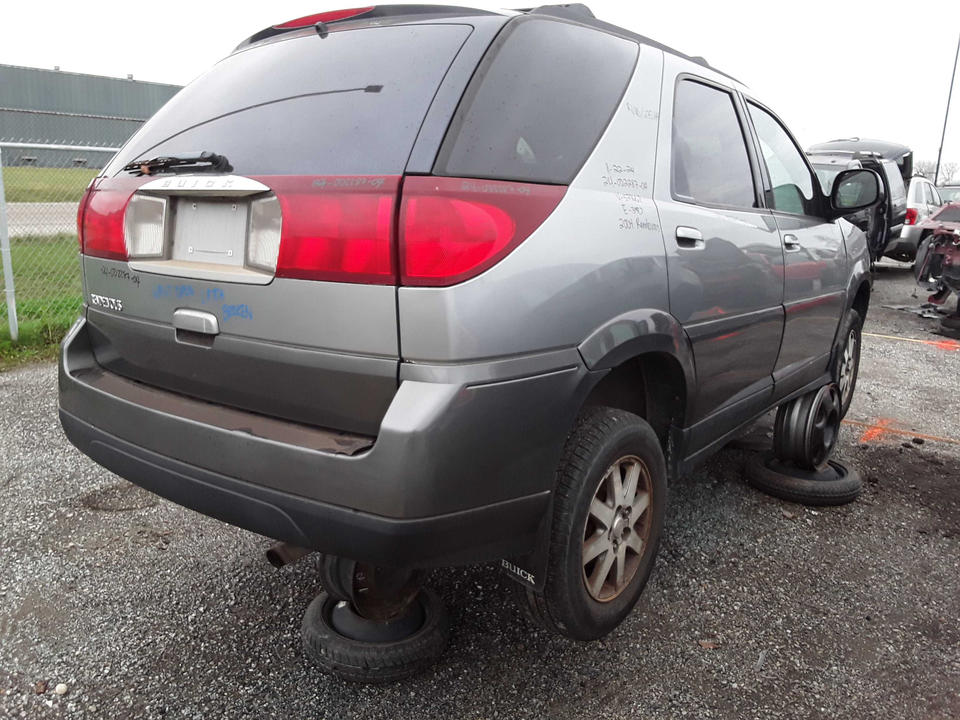 BUICK RENDEZVOUS 2004