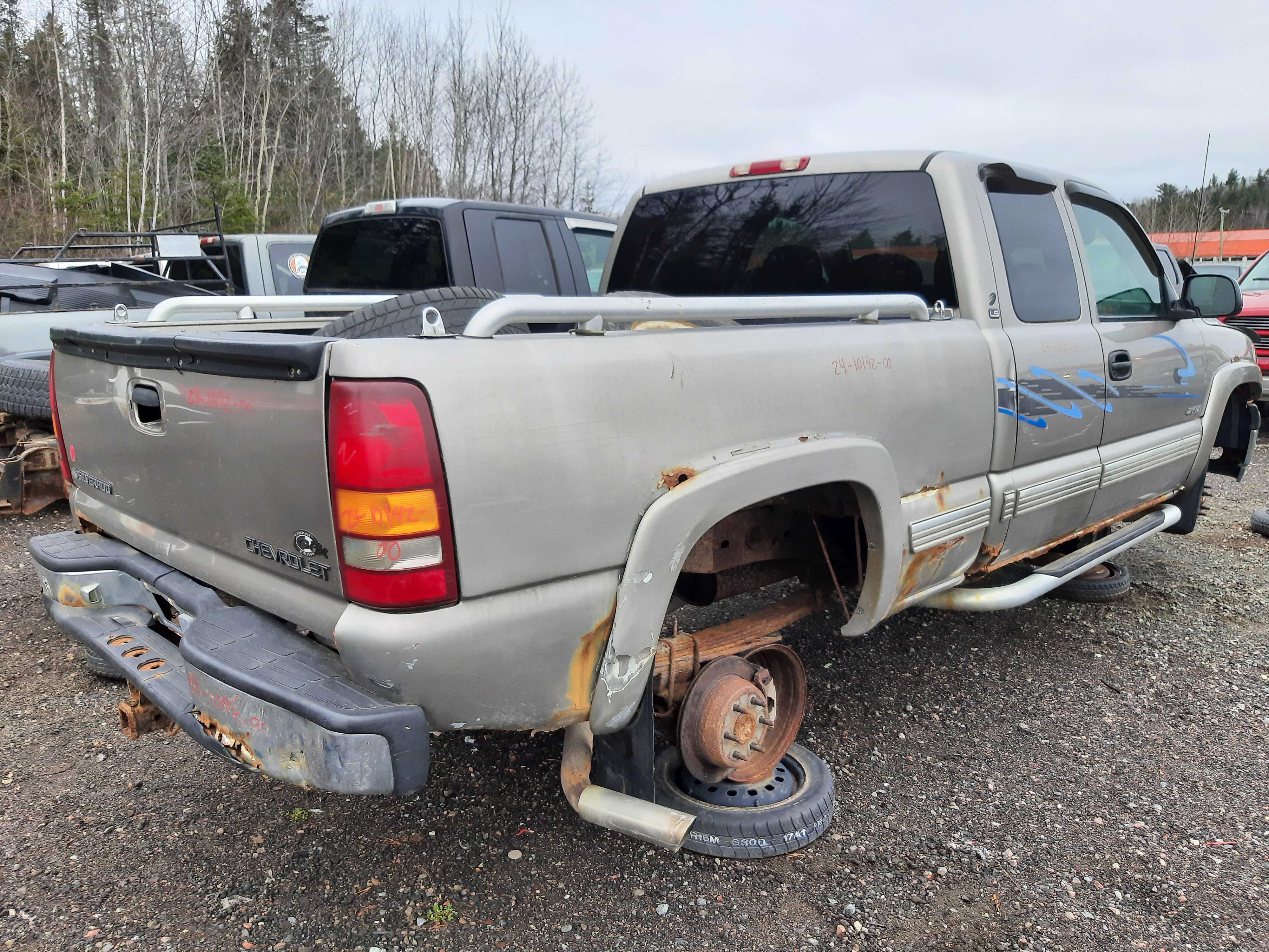 CHEVROLET SILVERADO 1500 2000