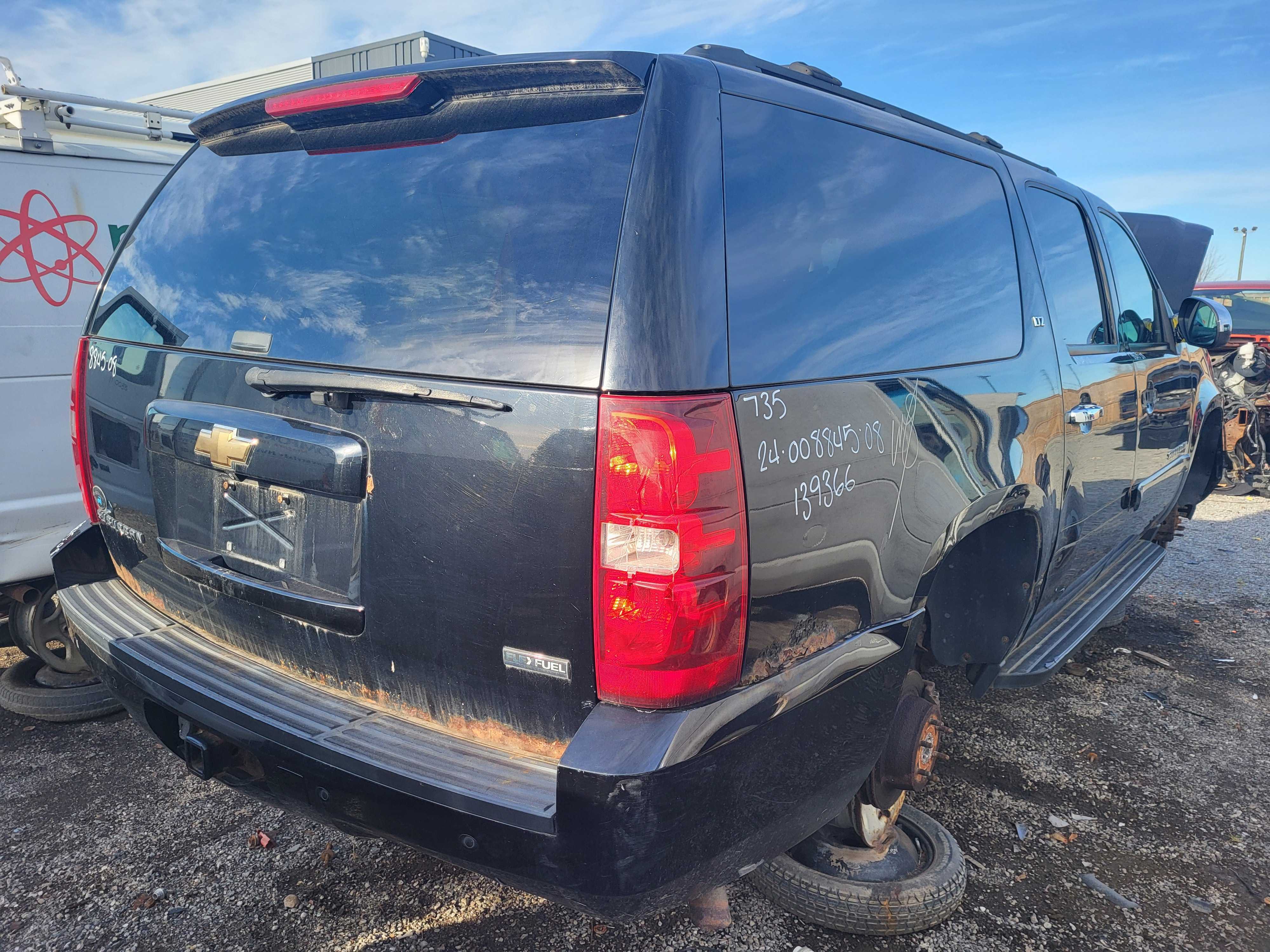 CHEVROLET SUBURBAN 2008