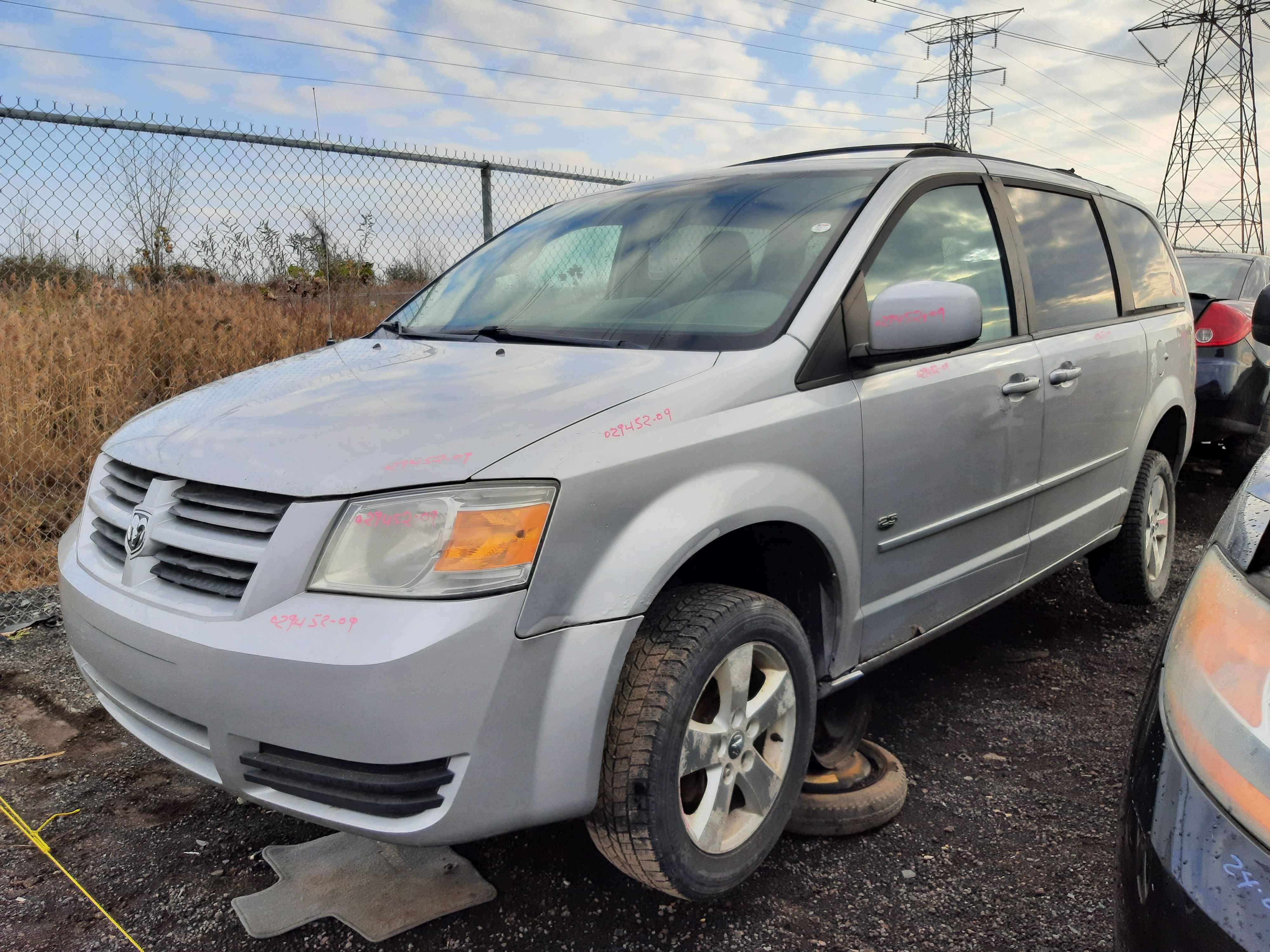 DODGE GRAND CARAVAN 2009