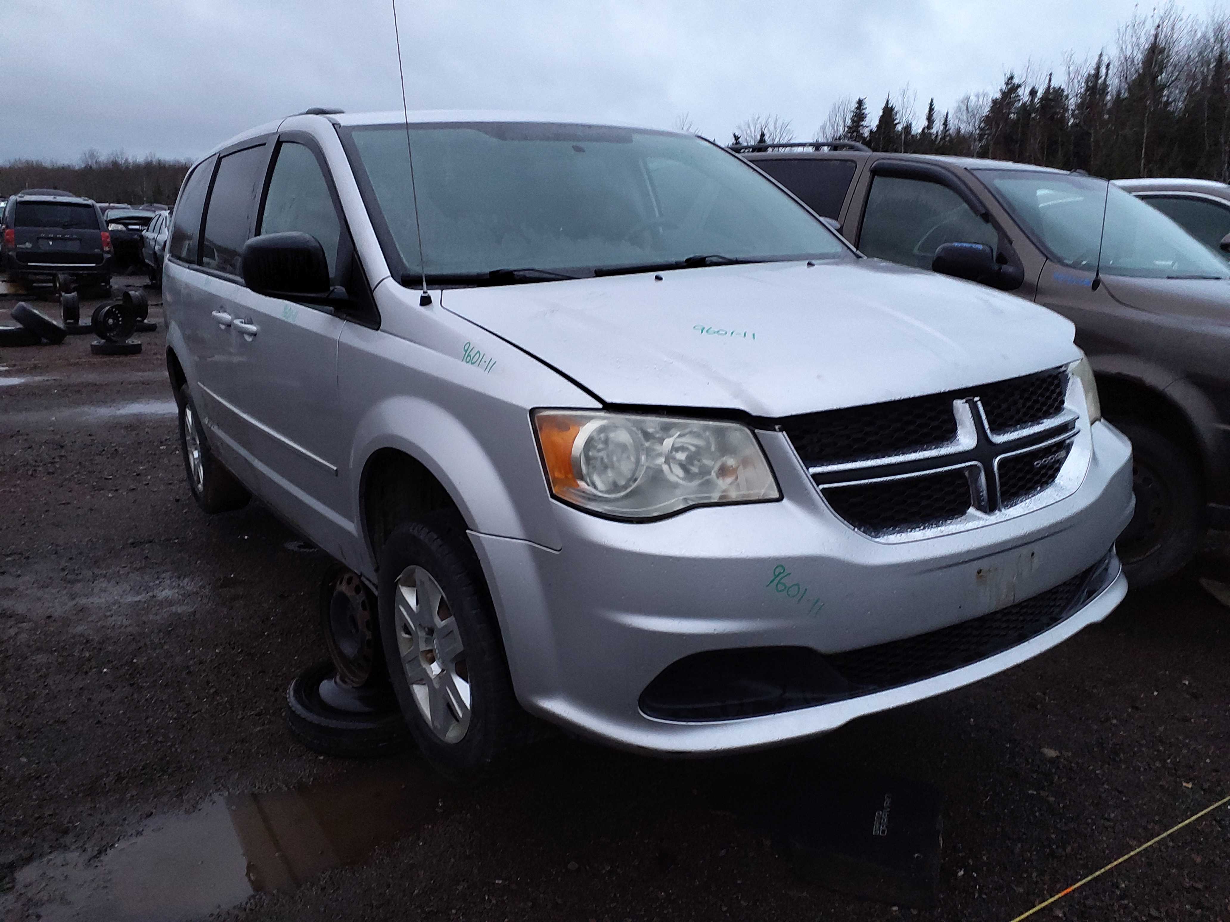 DODGE GRAND CARAVAN 2011