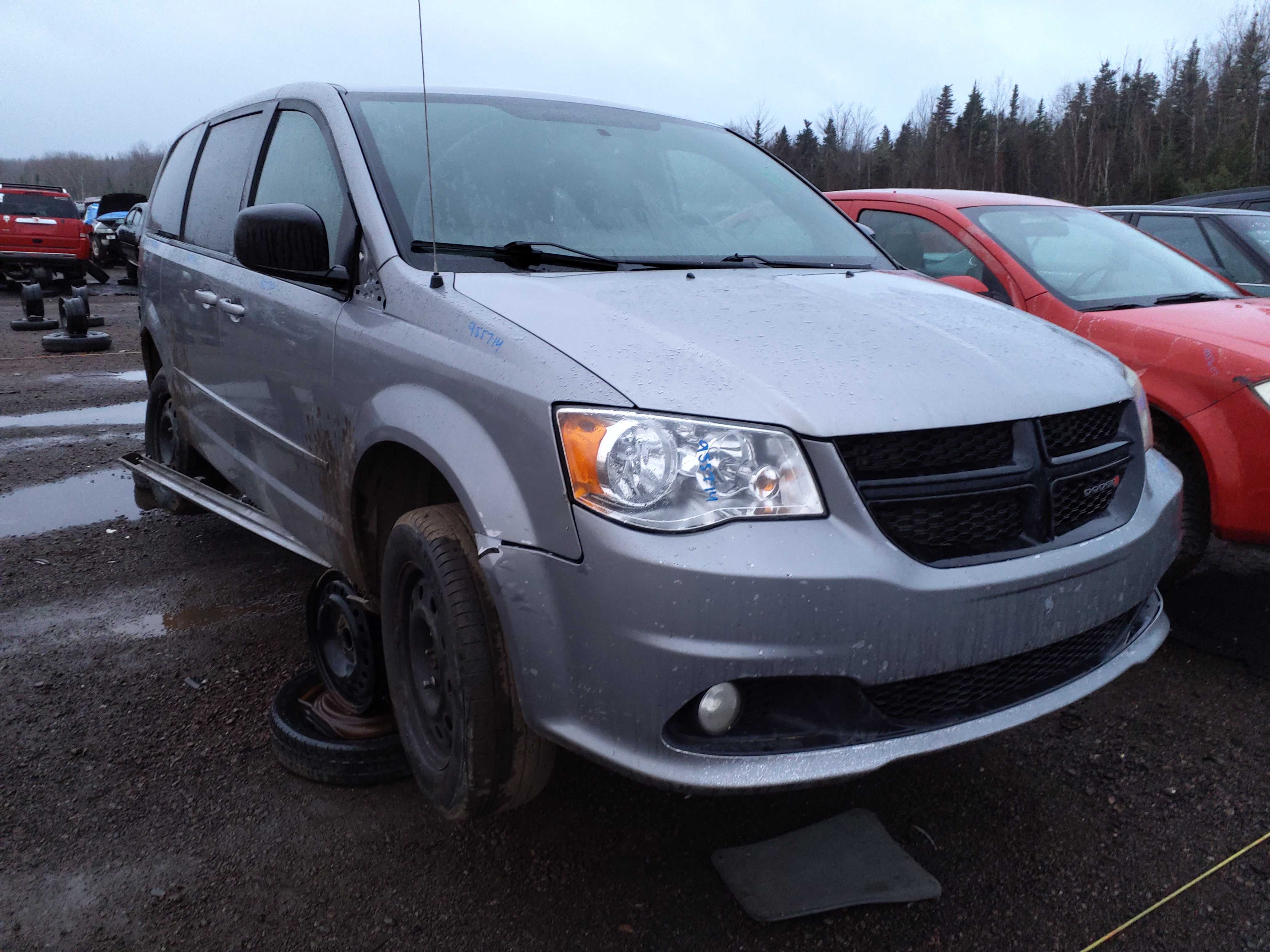 DODGE GRAND CARAVAN 2014