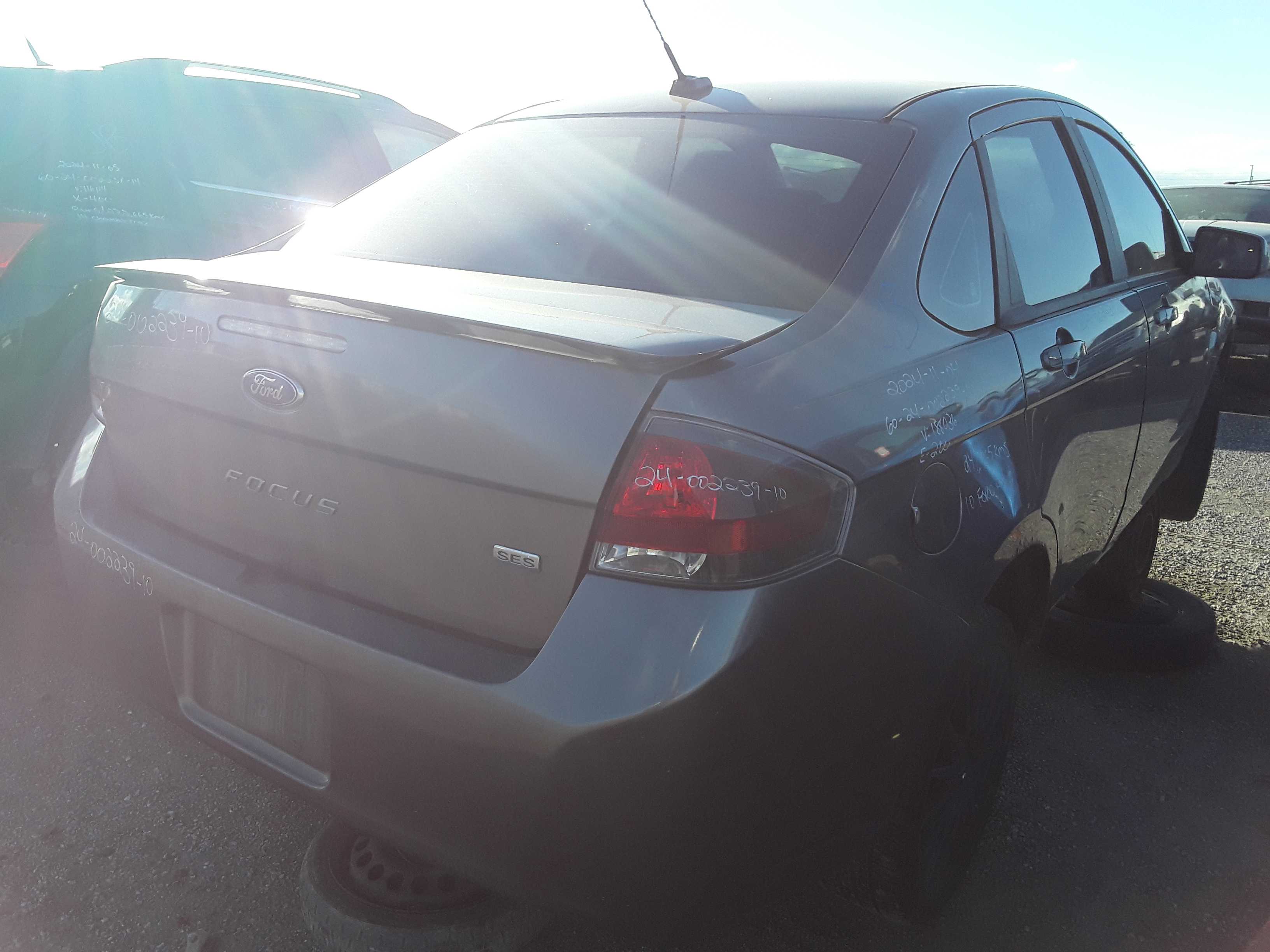 FORD FOCUS 2010