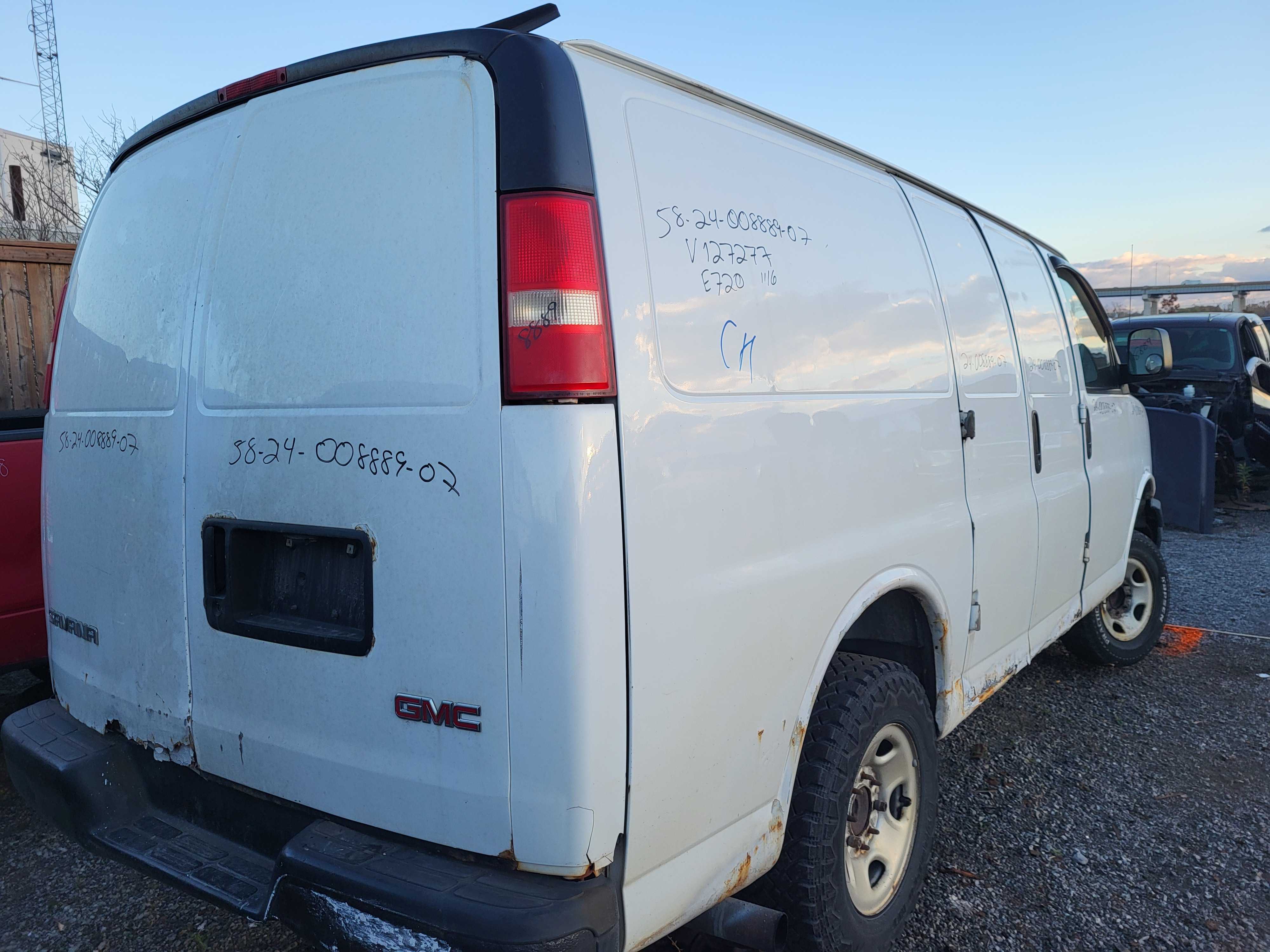 GMC SAVANA CARGO 2007