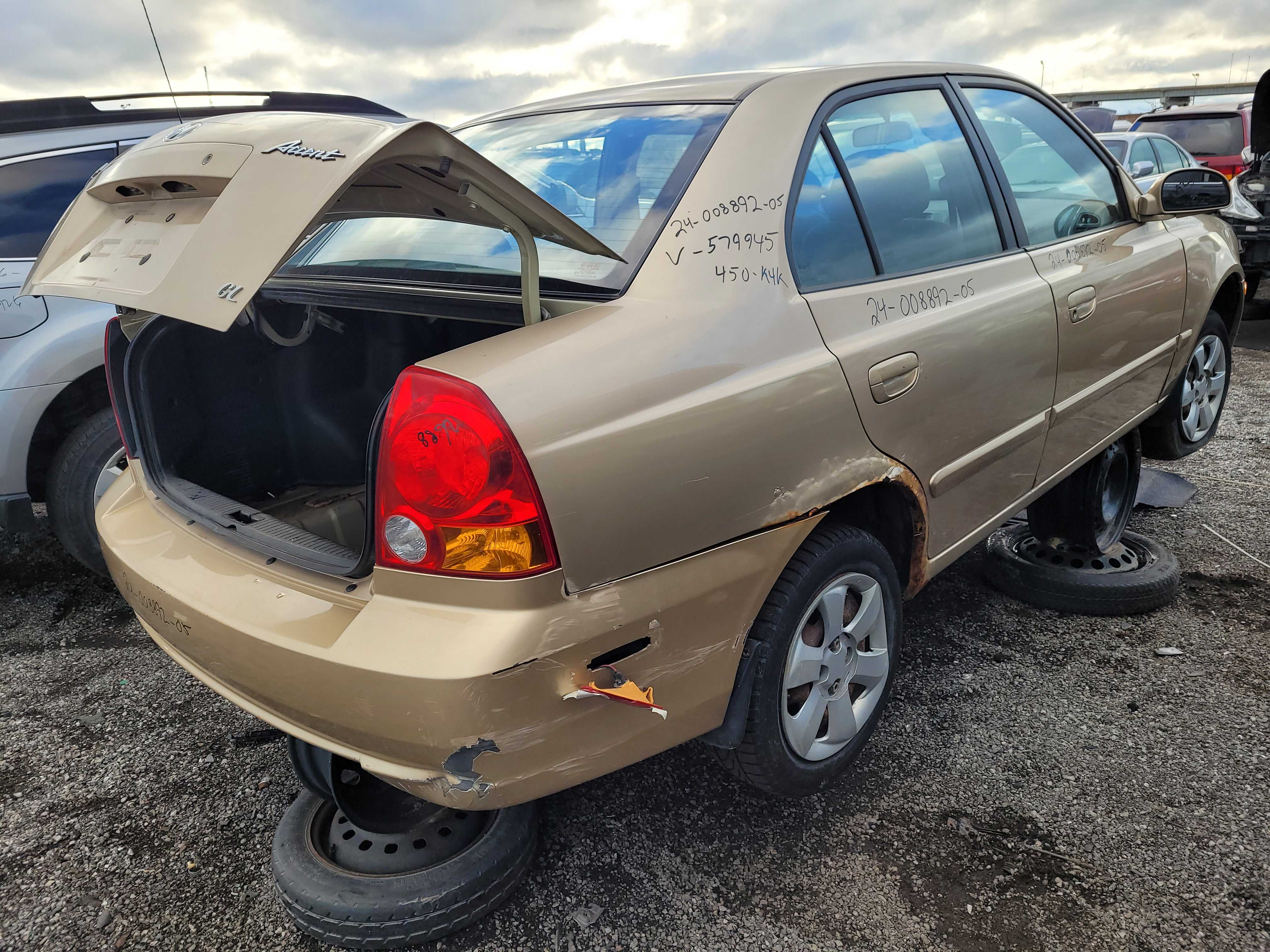 HYUNDAI ACCENT 2005