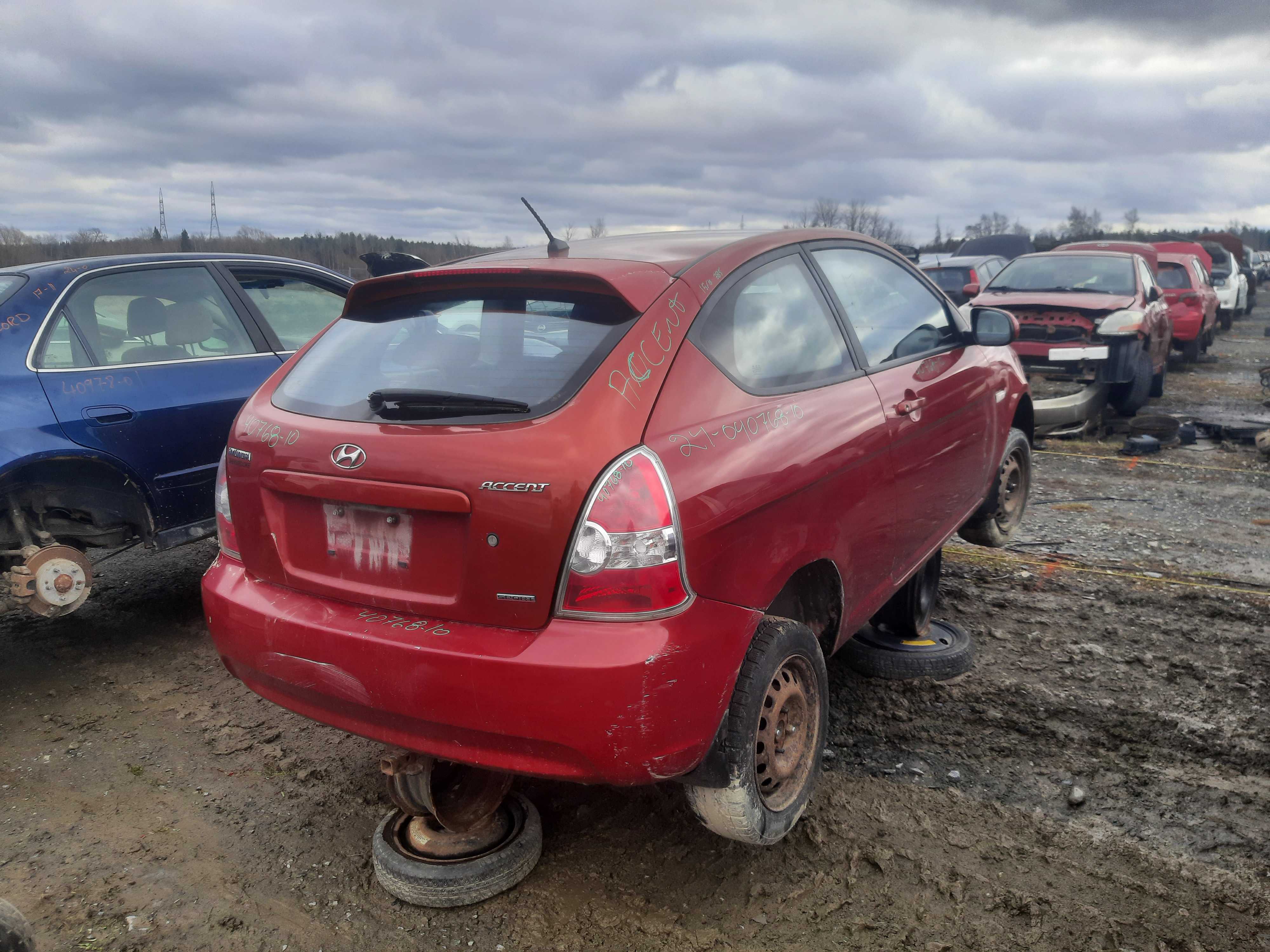 HYUNDAI ACCENT 2010