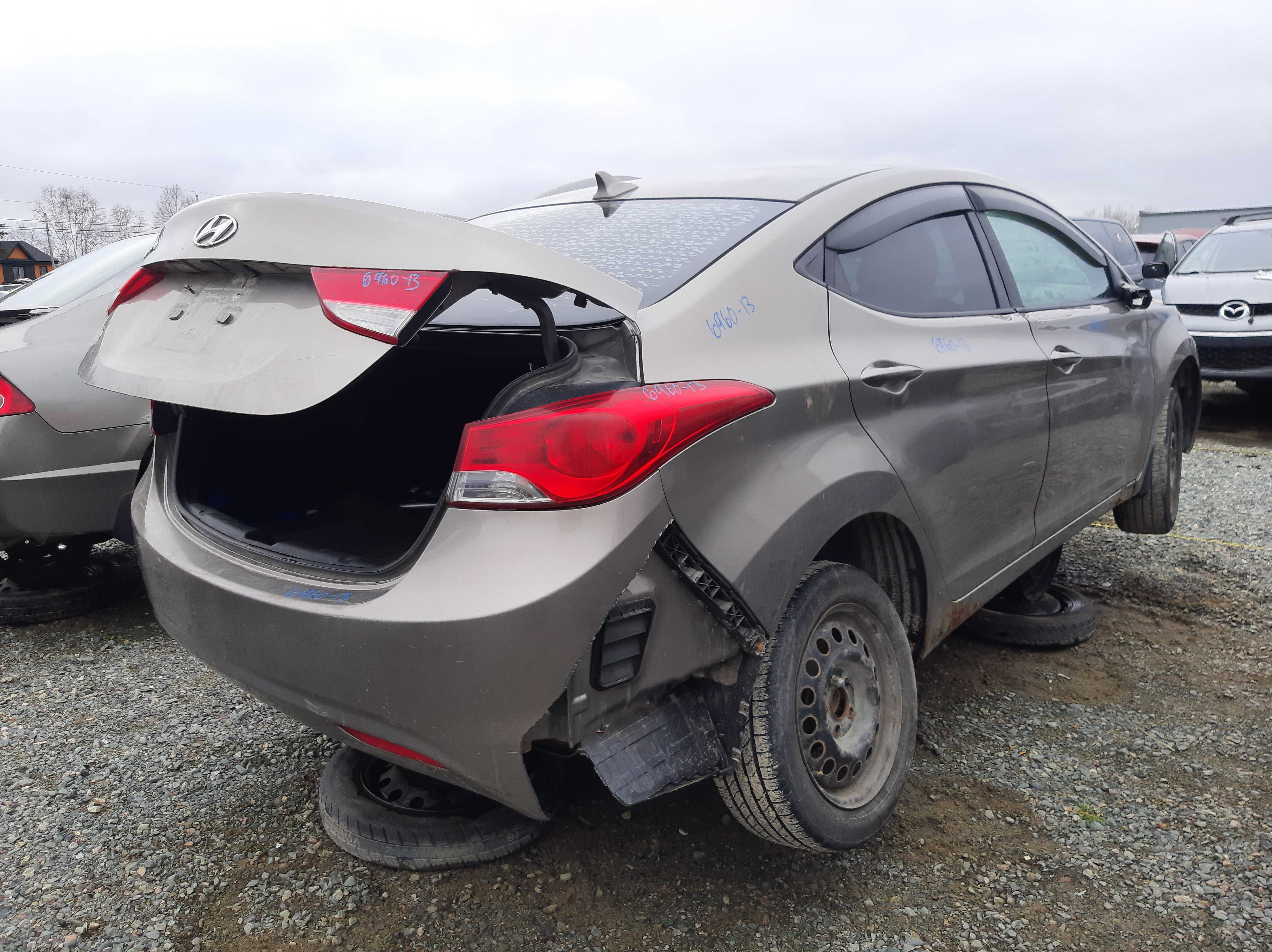 HYUNDAI ELANTRA 2013