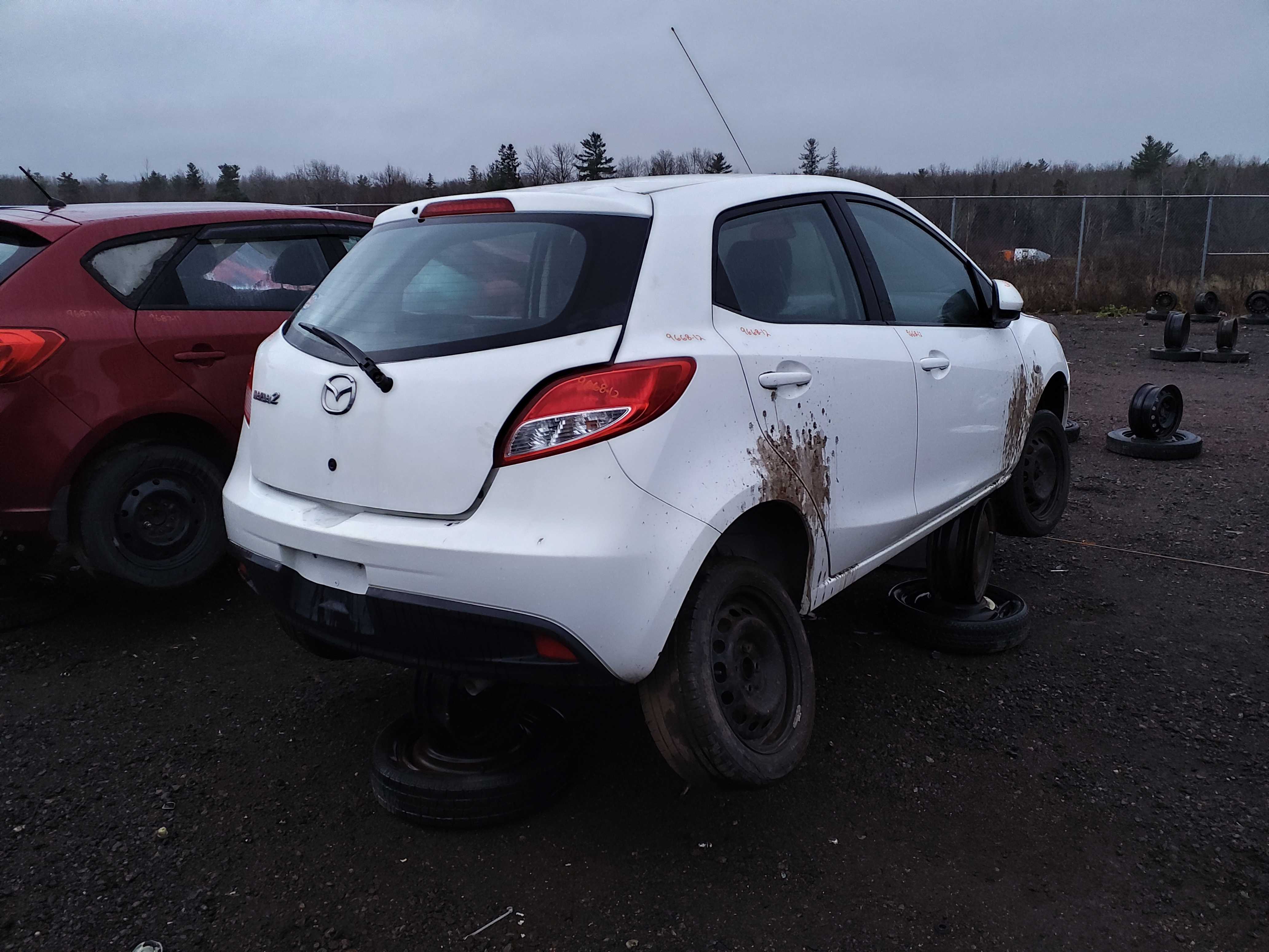 MAZDA MAZDA2 2012