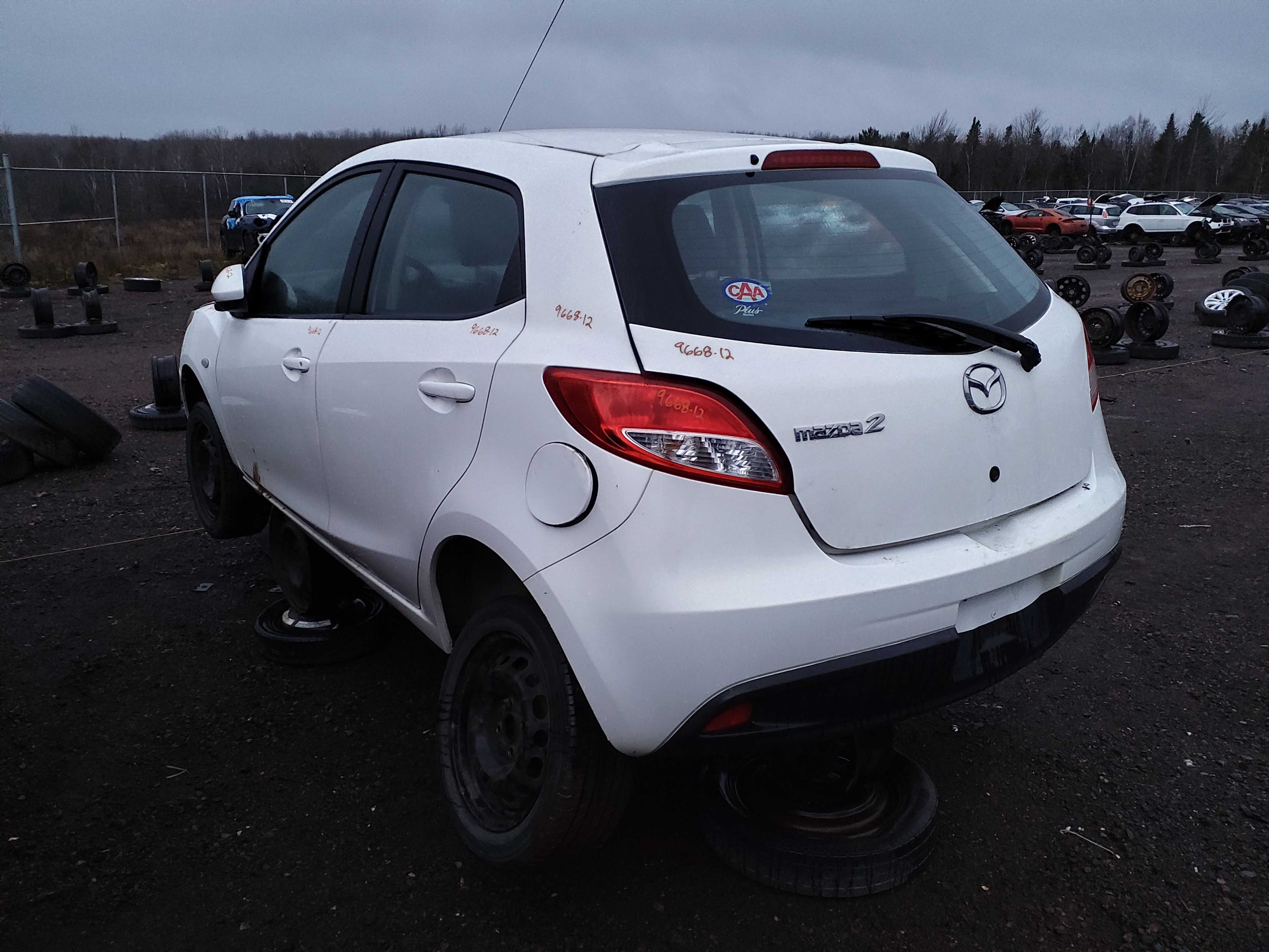 MAZDA MAZDA2 2012