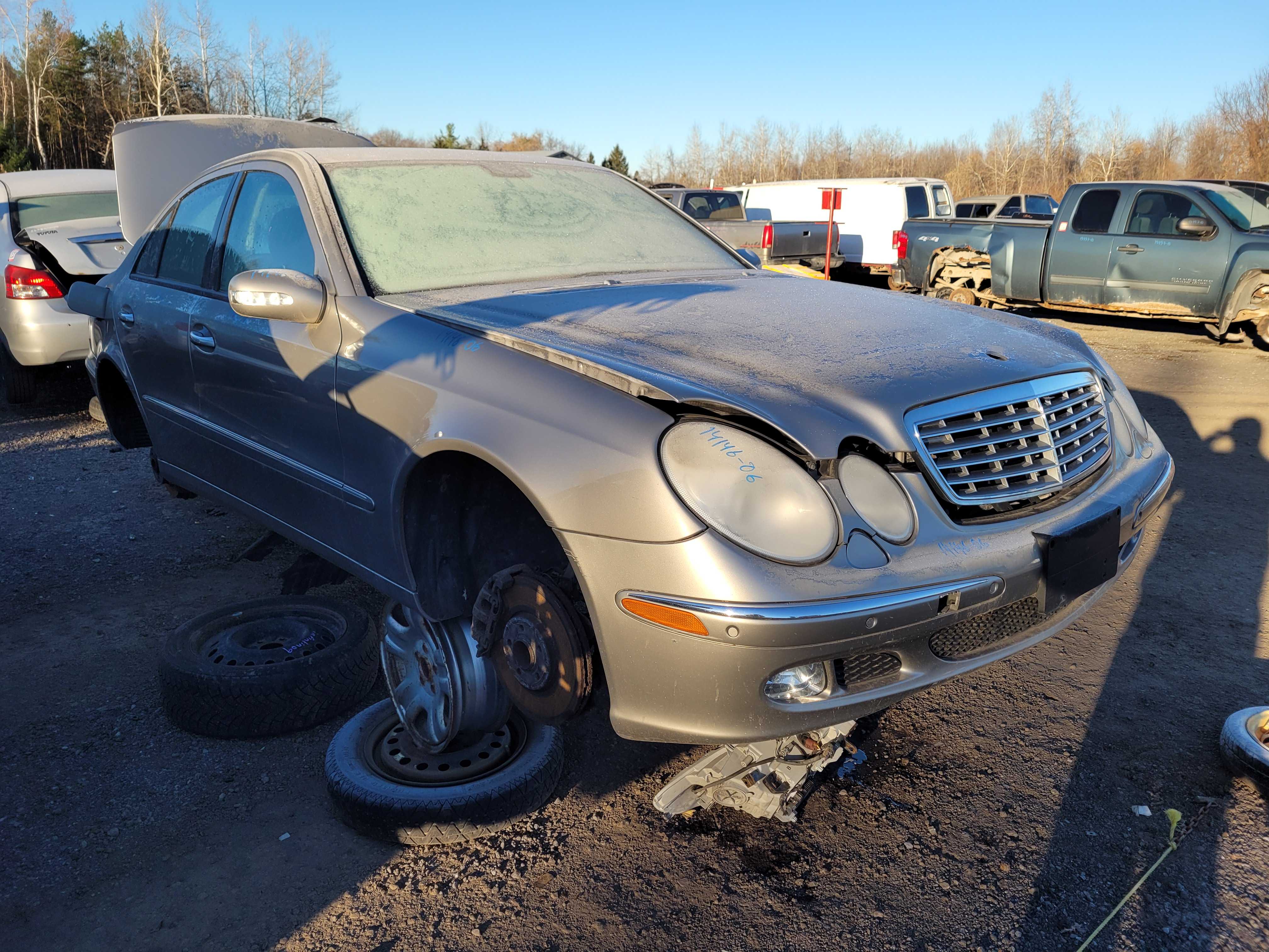 MERCEDESBENZ ECLASS 2006 StLazare Kenny UPull