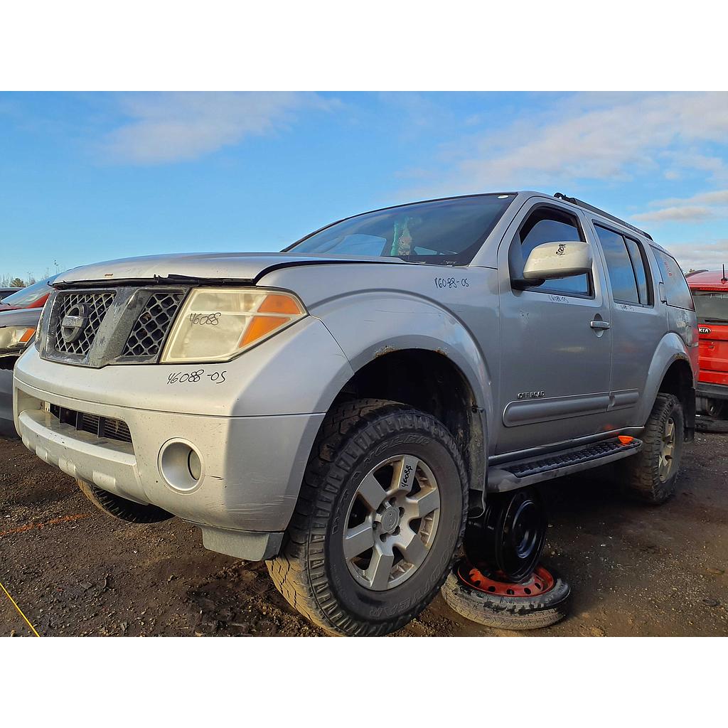 NISSAN PATHFINDER 2005