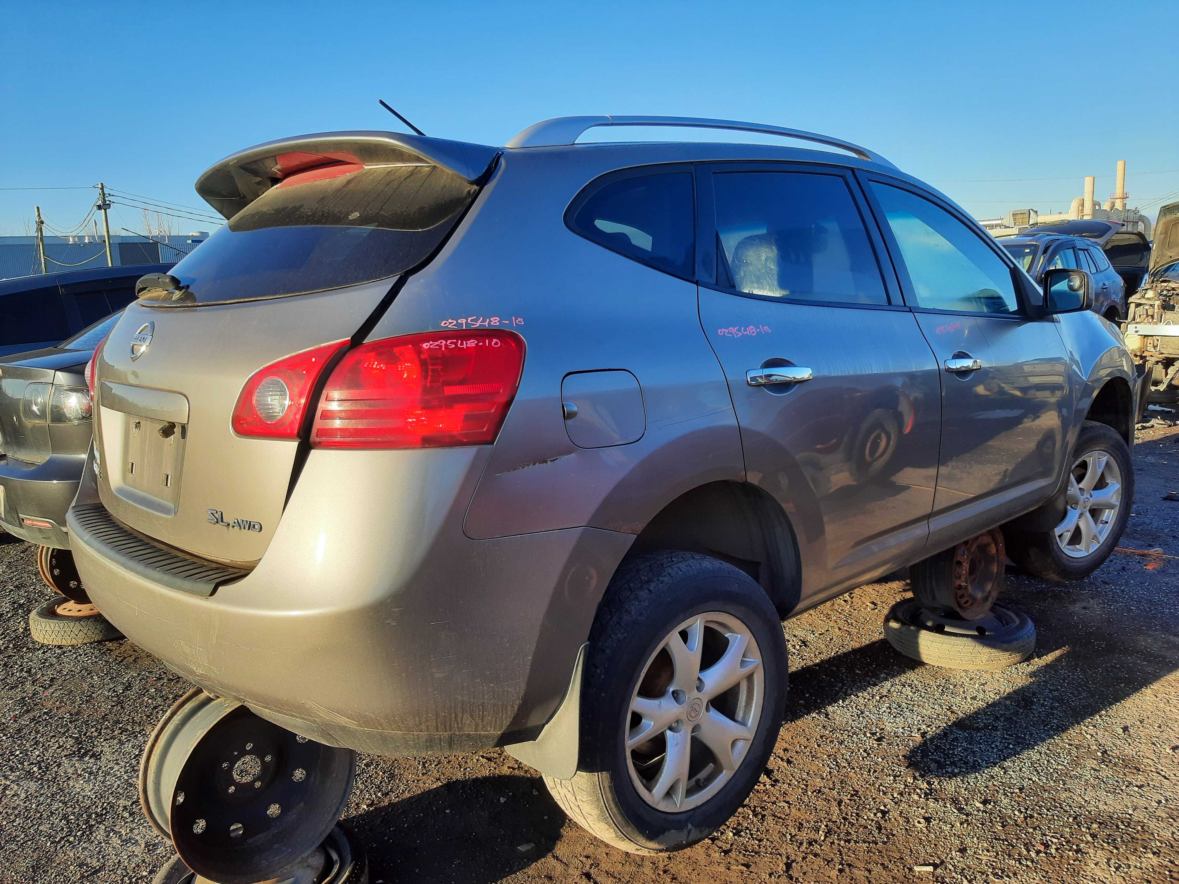 NISSAN ROGUE 2010