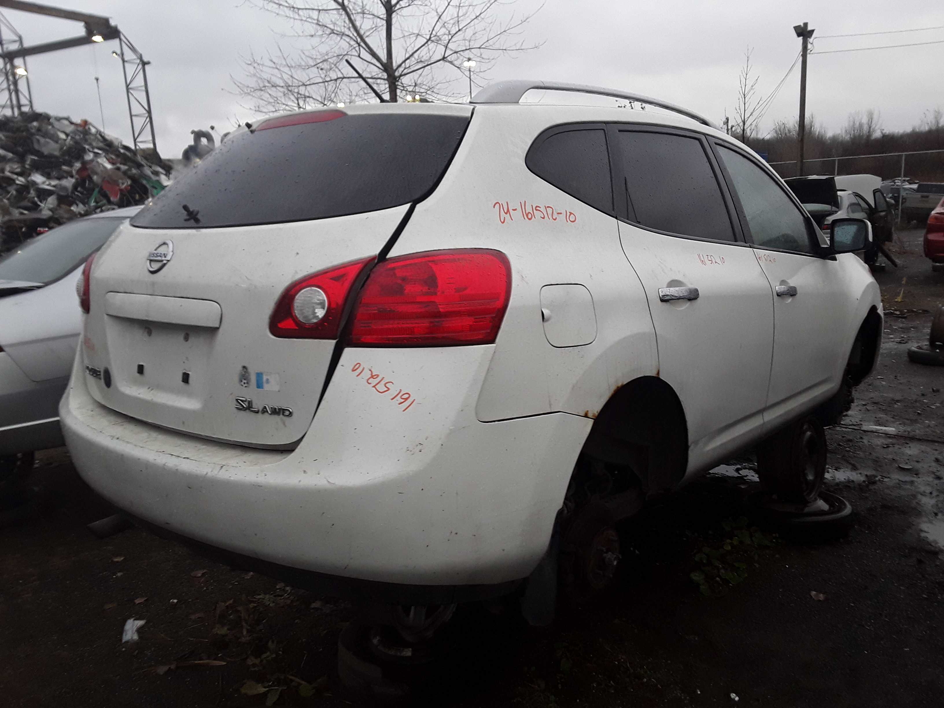 NISSAN ROGUE 2010