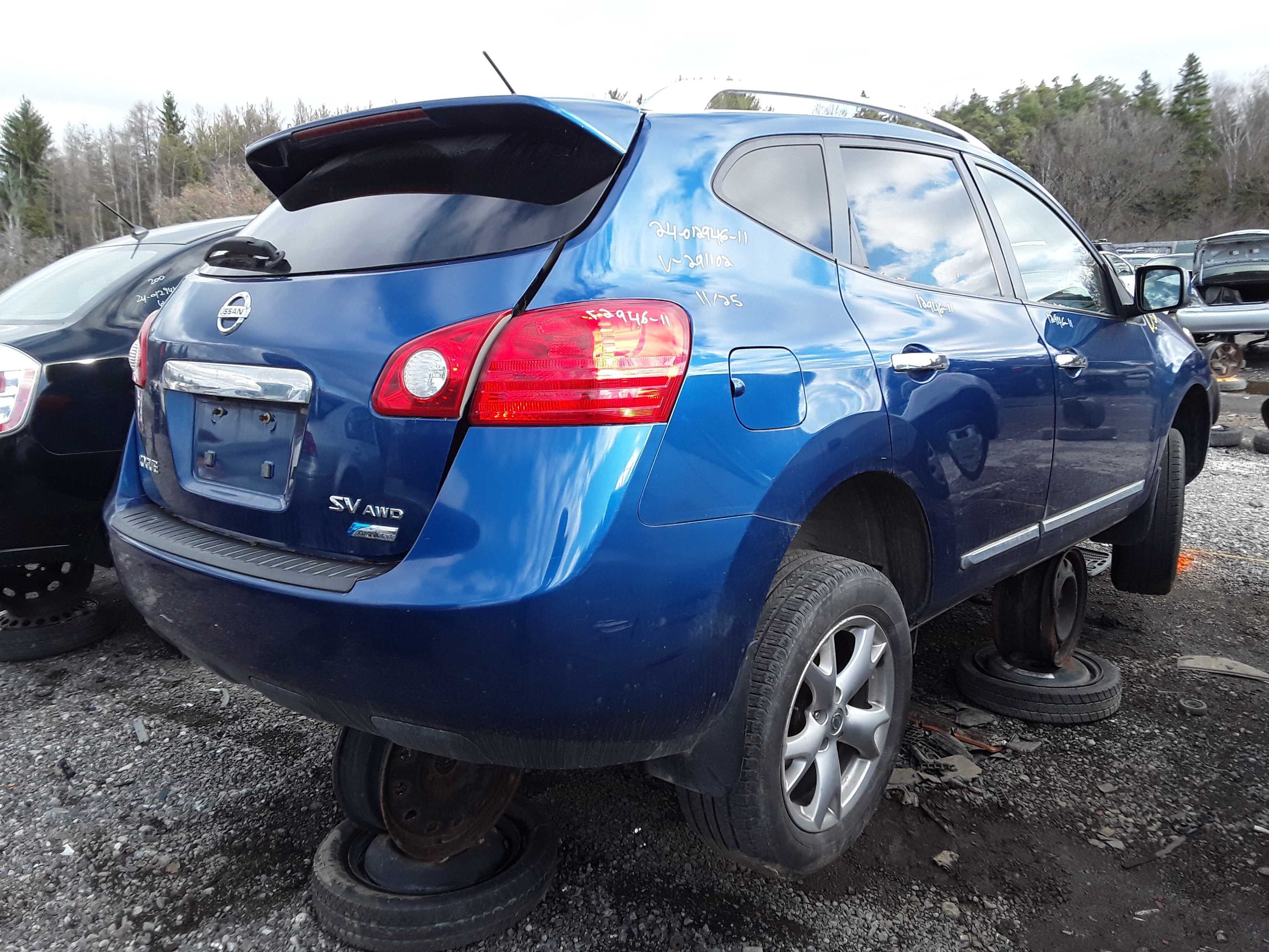 NISSAN ROGUE 2011