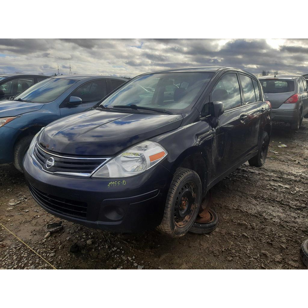 NISSAN VERSA 2010