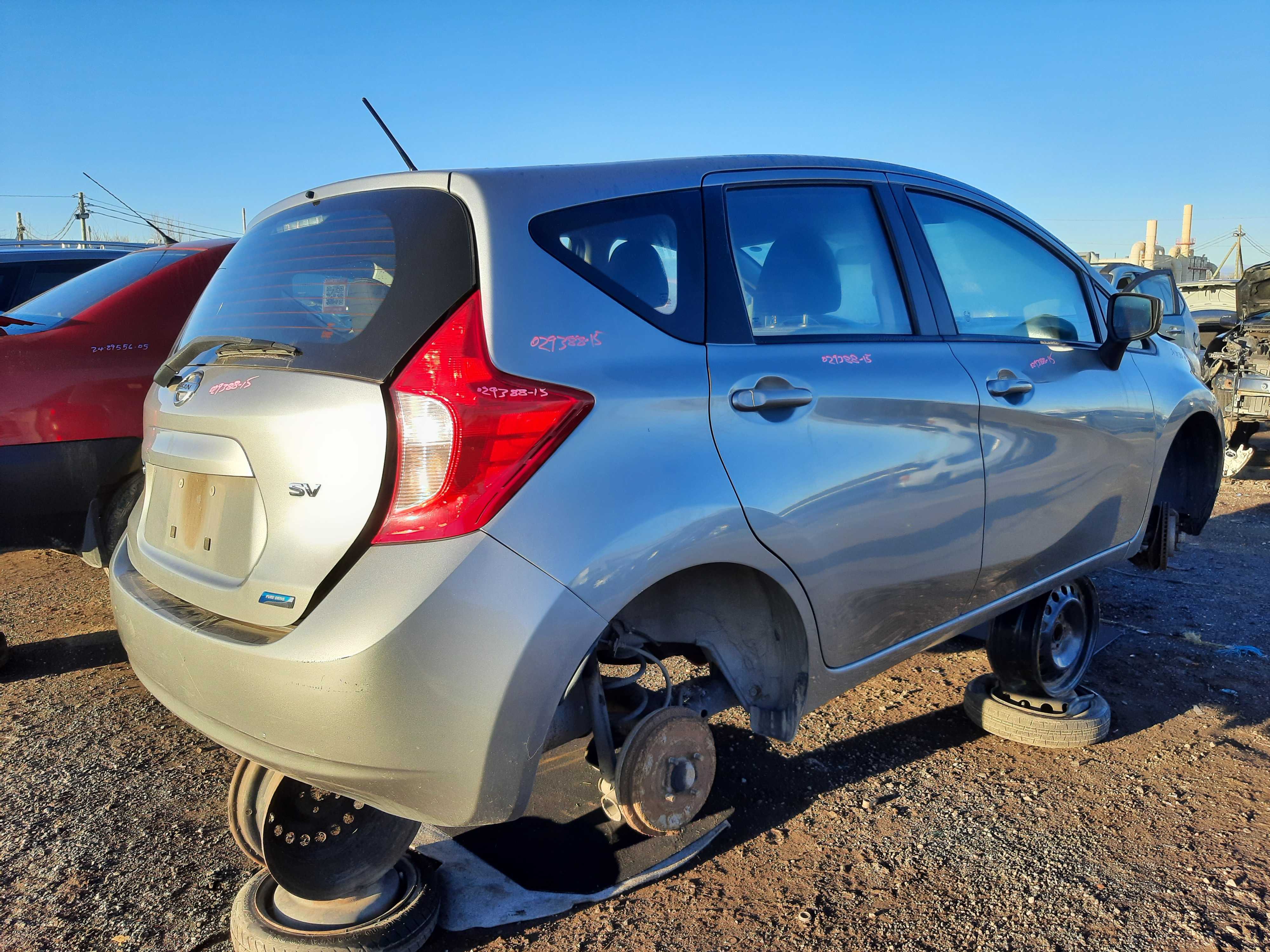 NISSAN VERSA 2015