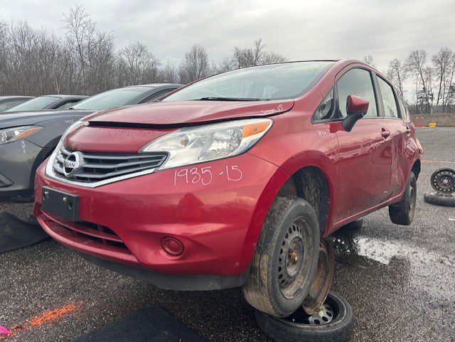 NISSAN VERSA 2015