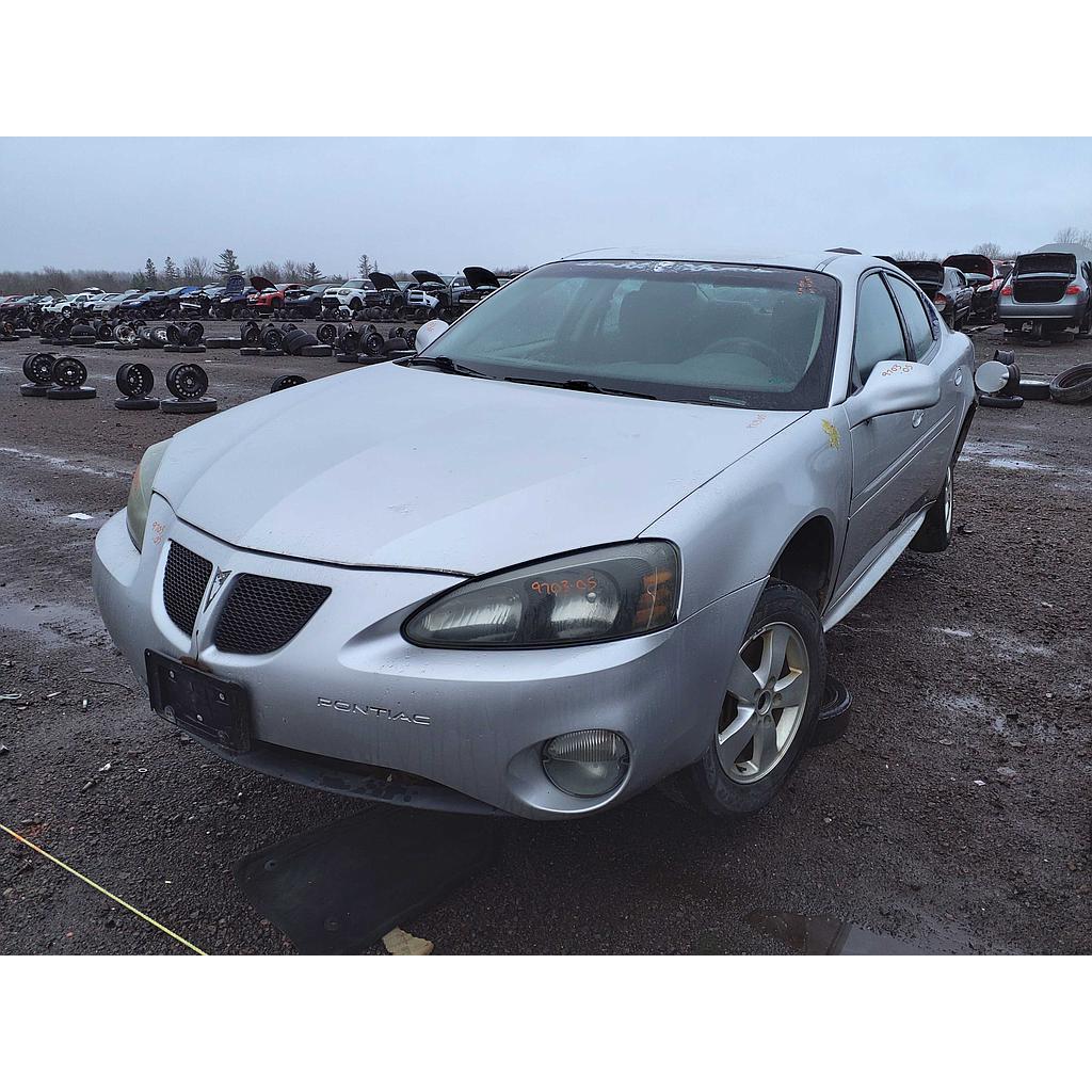 PONTIAC GRAND PRIX 2005