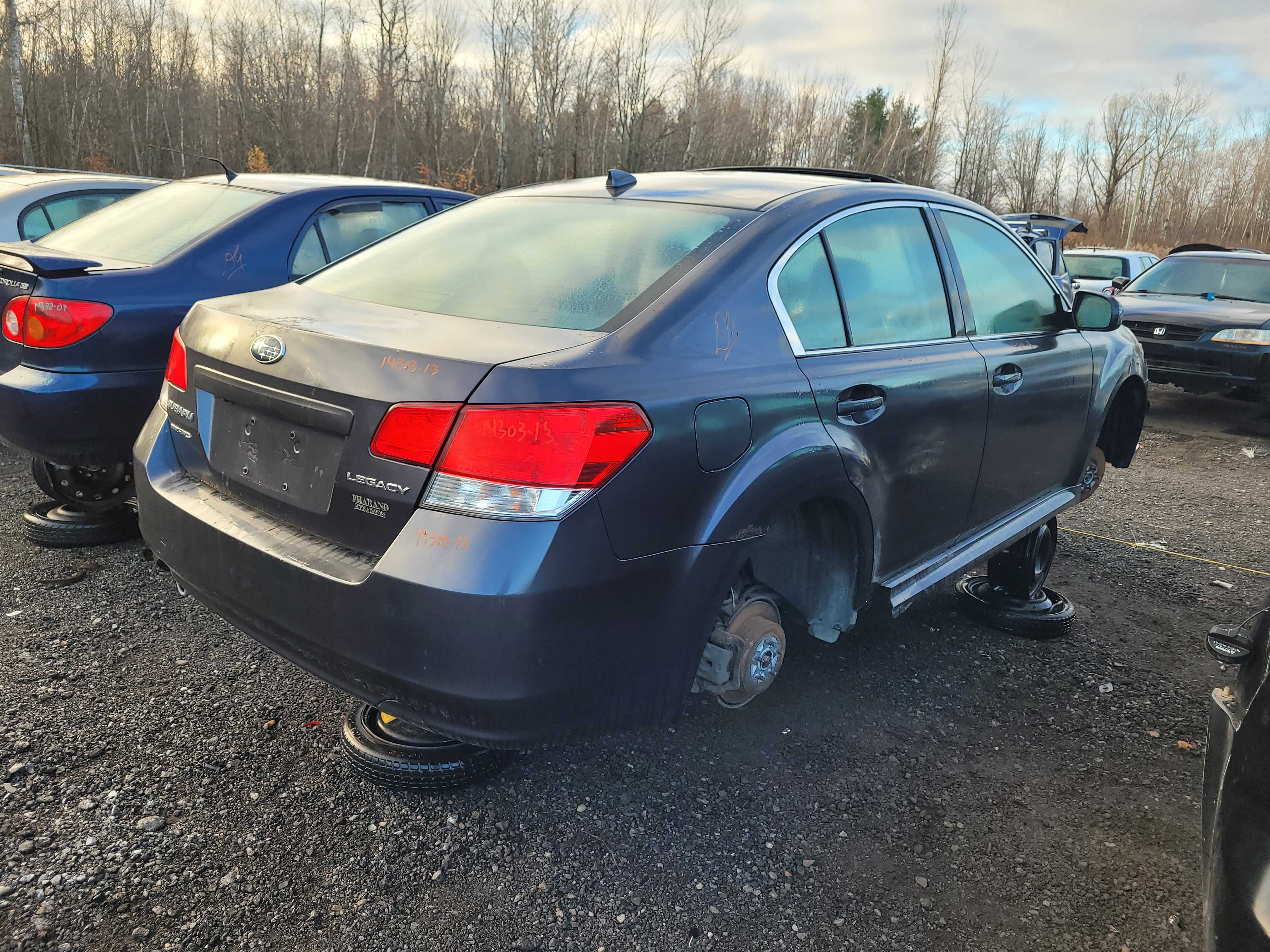 SUBARU LEGACY 2013