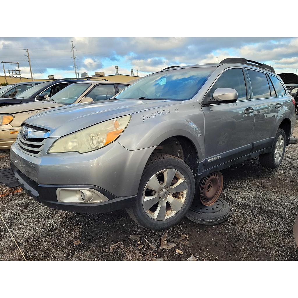 SUBARU OUTBACK 2011