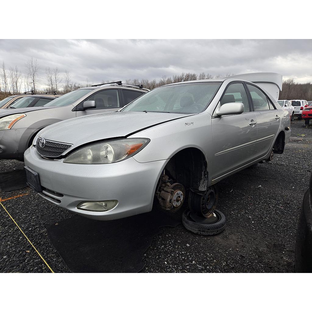 TOYOTA CAMRY 2004