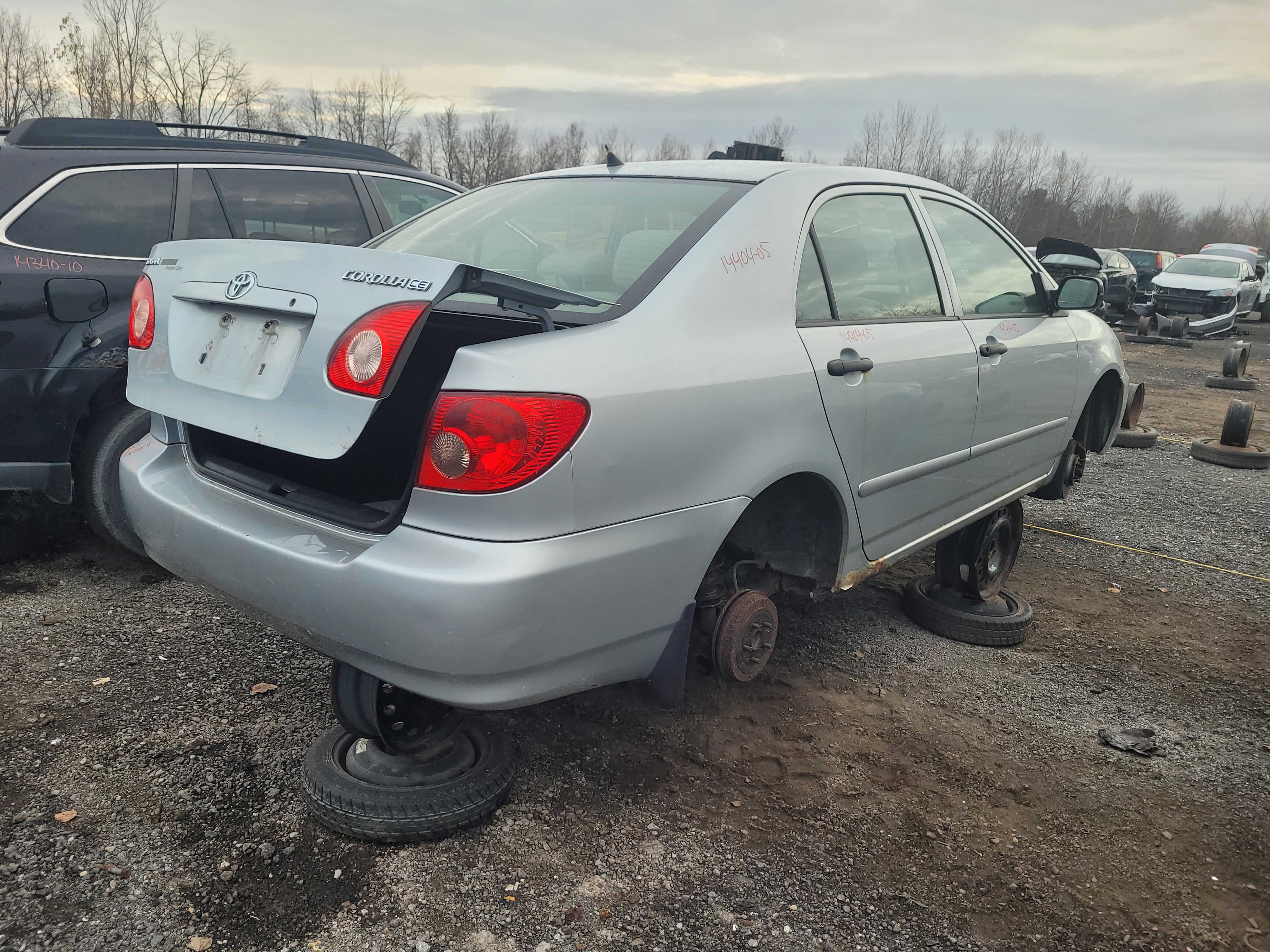 TOYOTA COROLLA 2005