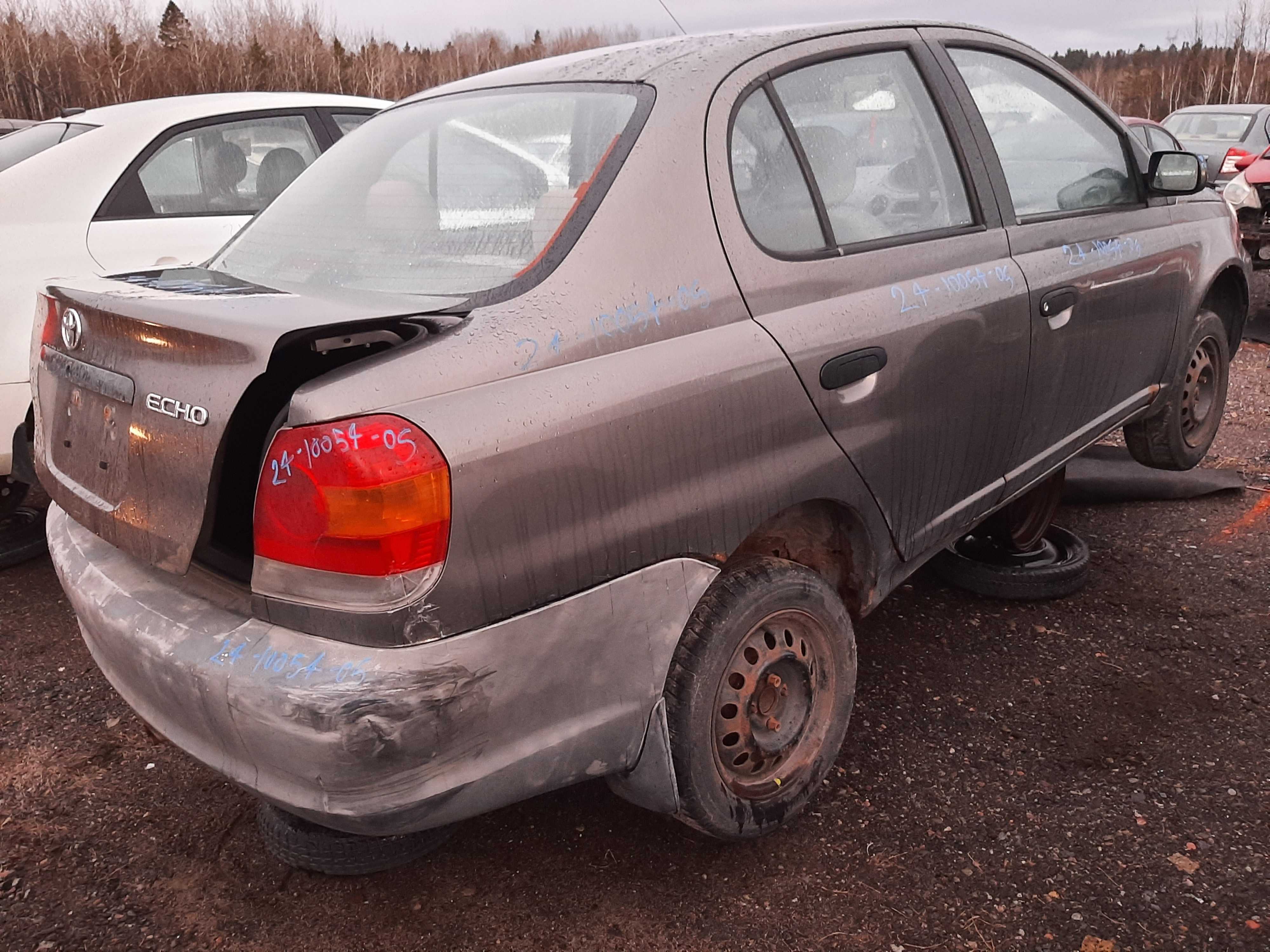 TOYOTA ECHO 2005