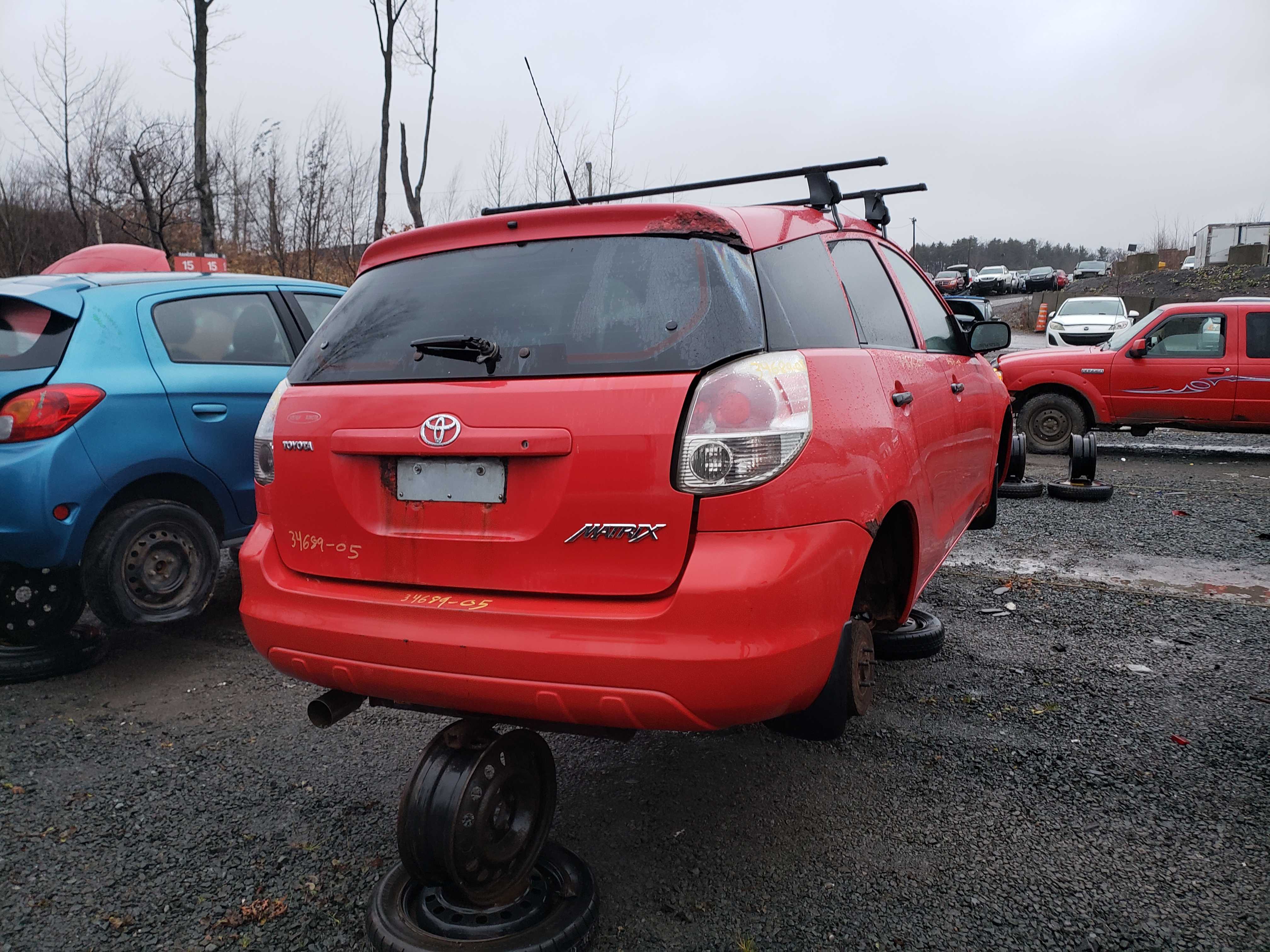 TOYOTA MATRIX 2005