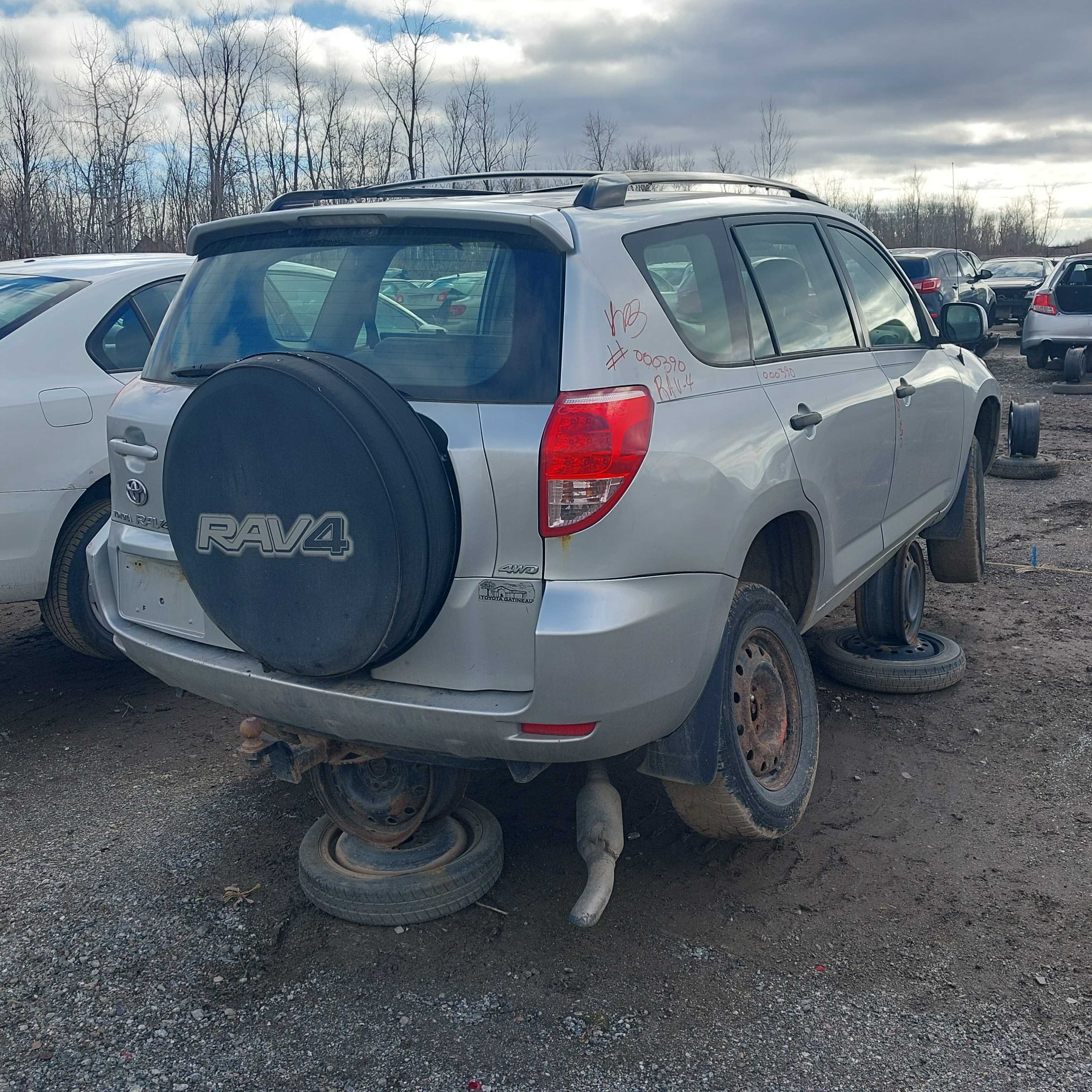 TOYOTA RAV4 2006