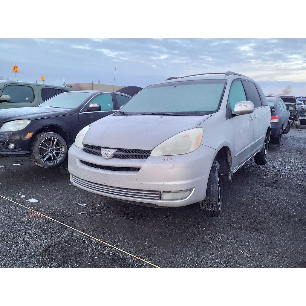 TOYOTA SIENNA 2004