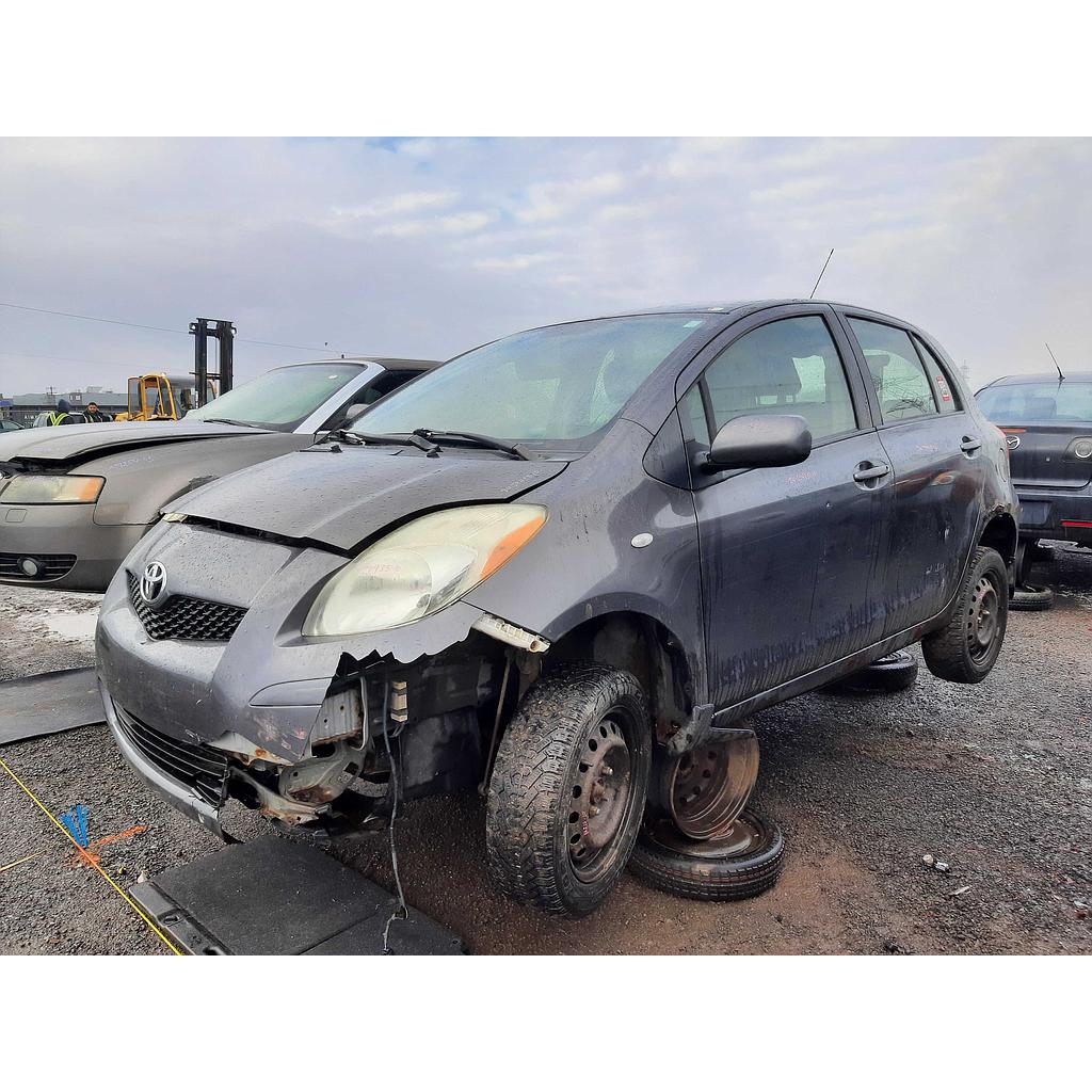 TOYOTA YARIS 2010