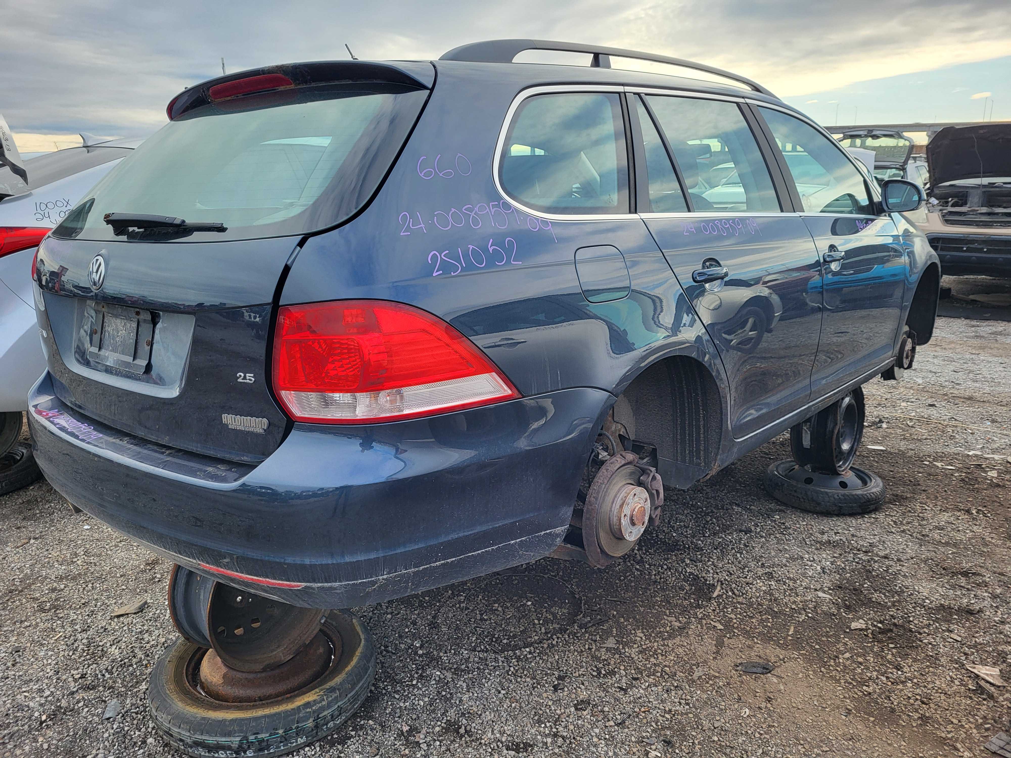 VOLKSWAGEN JETTA 2009