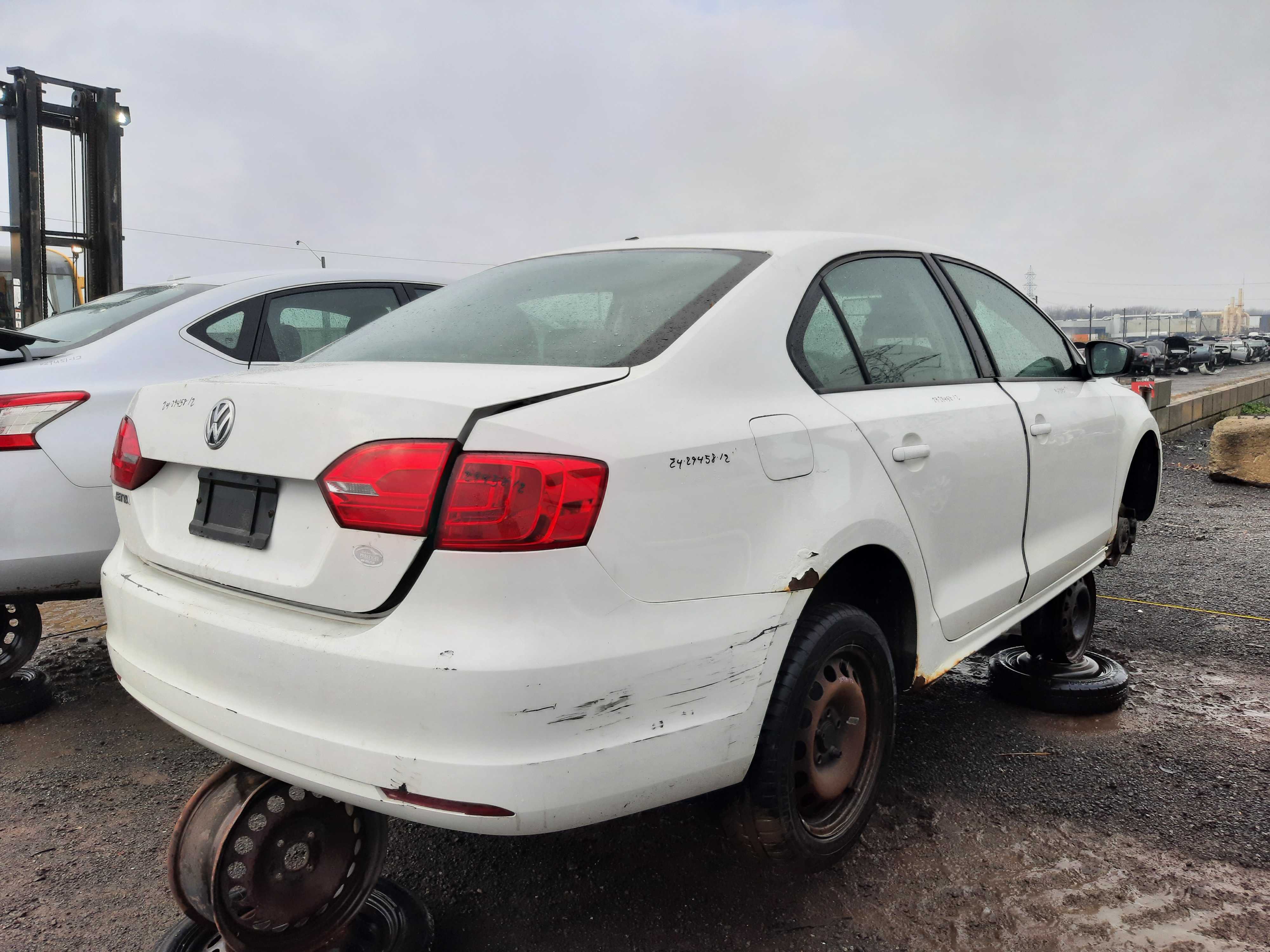 VOLKSWAGEN JETTA 2012