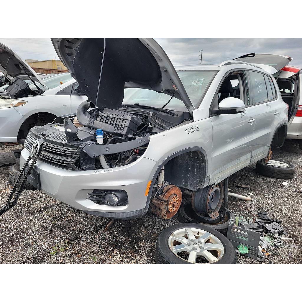 VOLKSWAGEN TIGUAN 2013