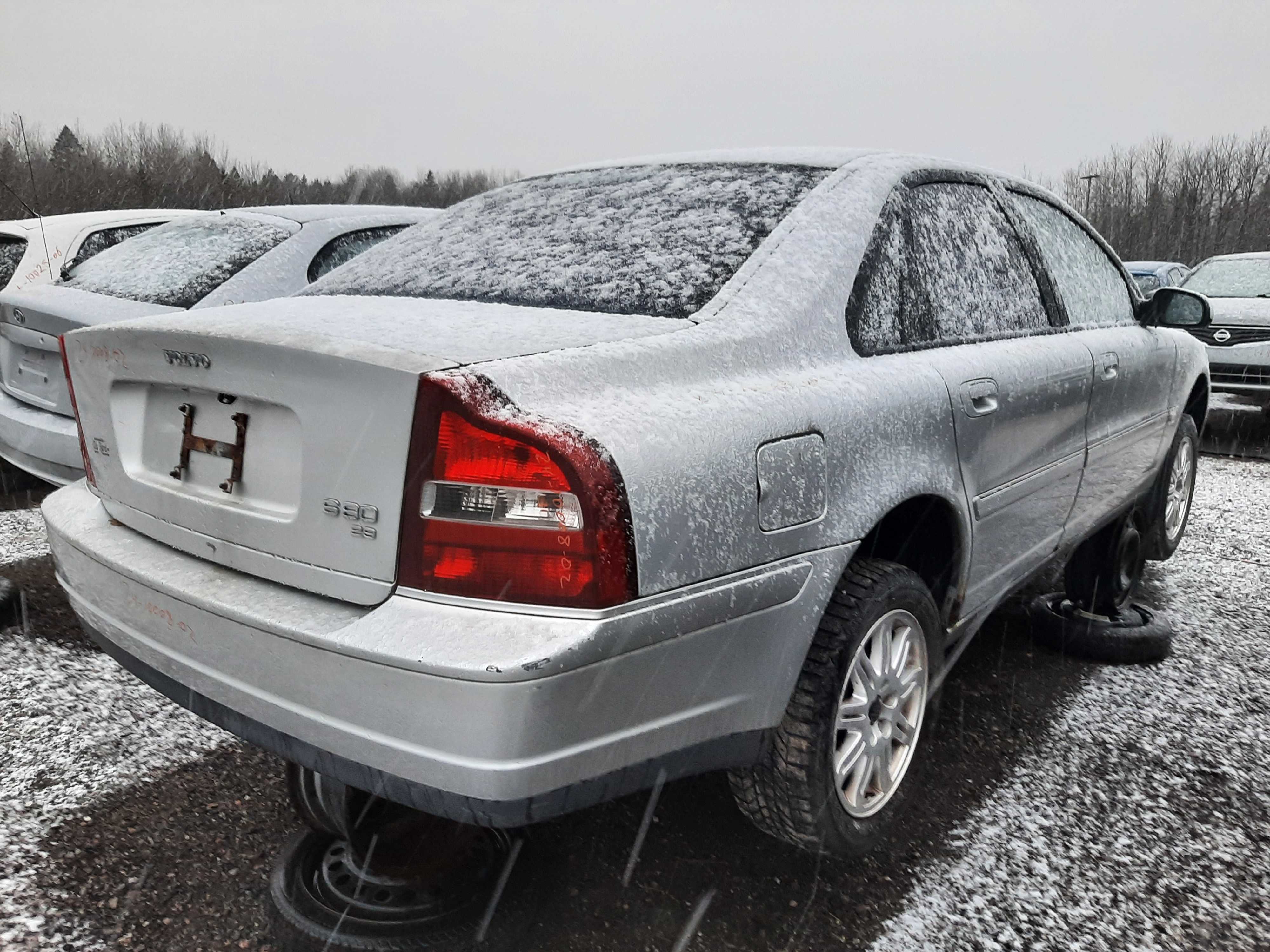 VOLVO S80 2002