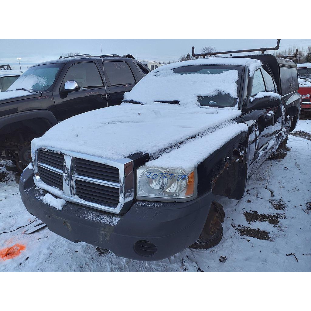 DODGE DAKOTA 2005