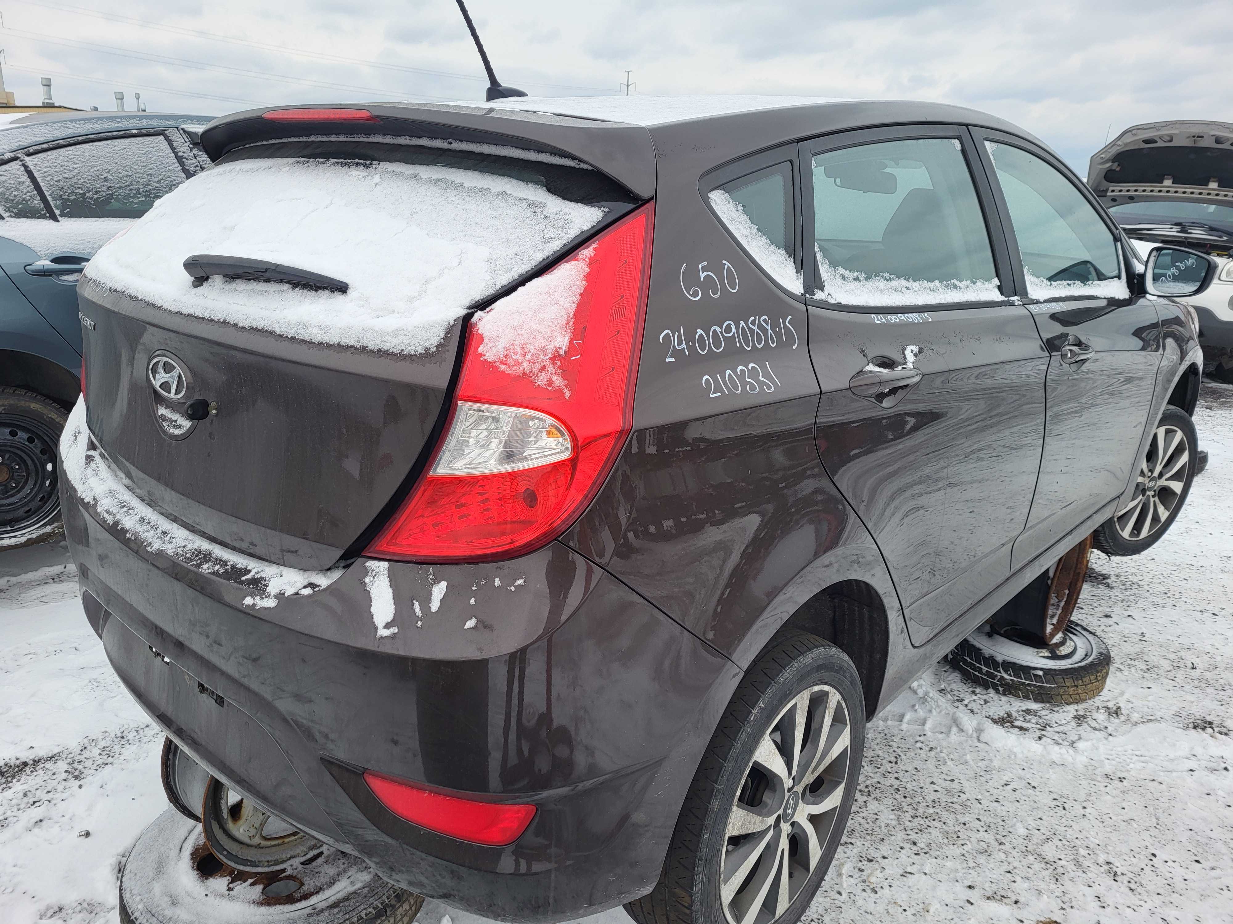 HYUNDAI ACCENT 2015