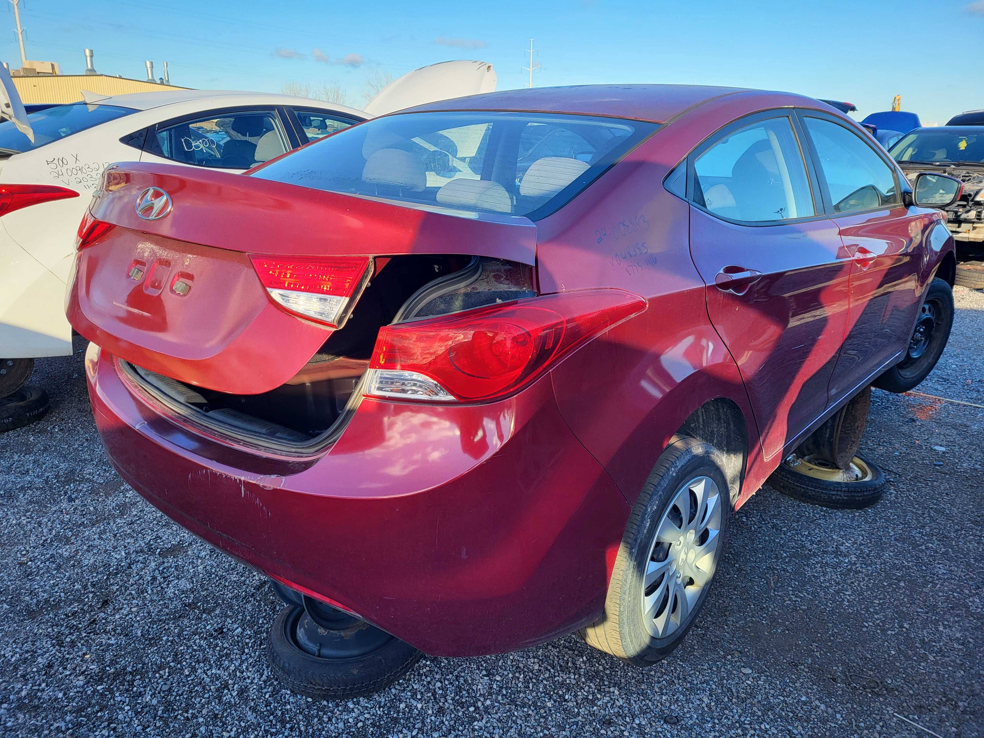 HYUNDAI ELANTRA 2011