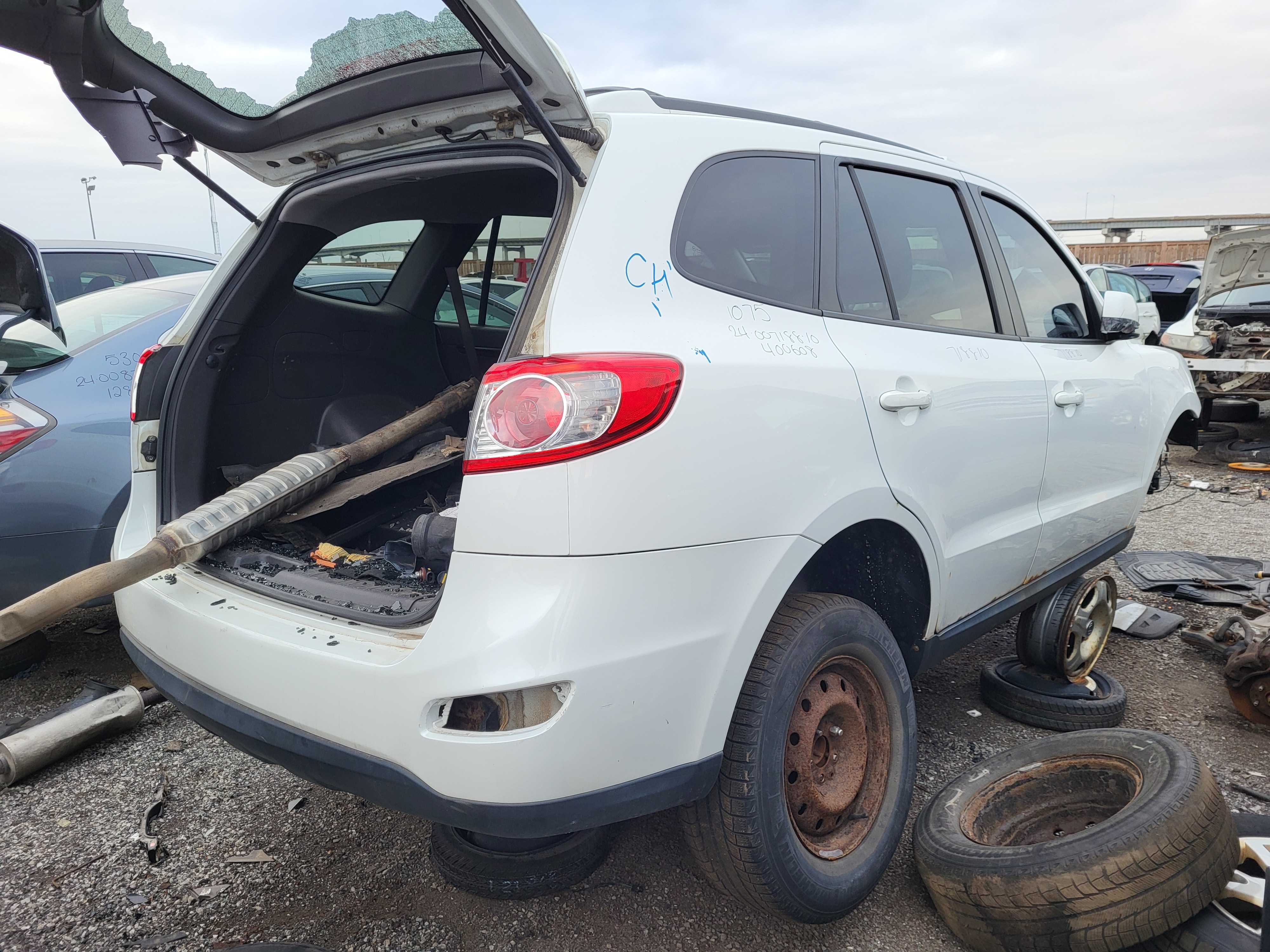 HYUNDAI SANTA FE 2010