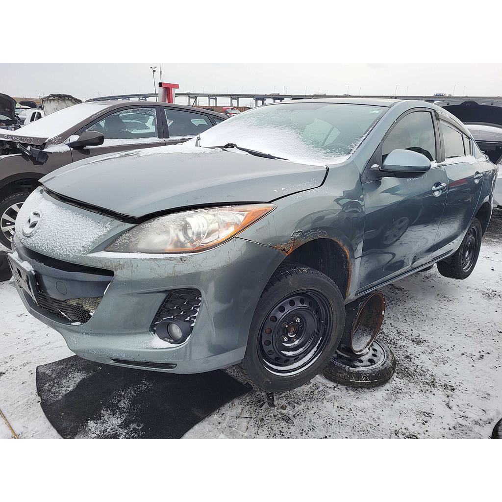MAZDA MAZDA3 2013