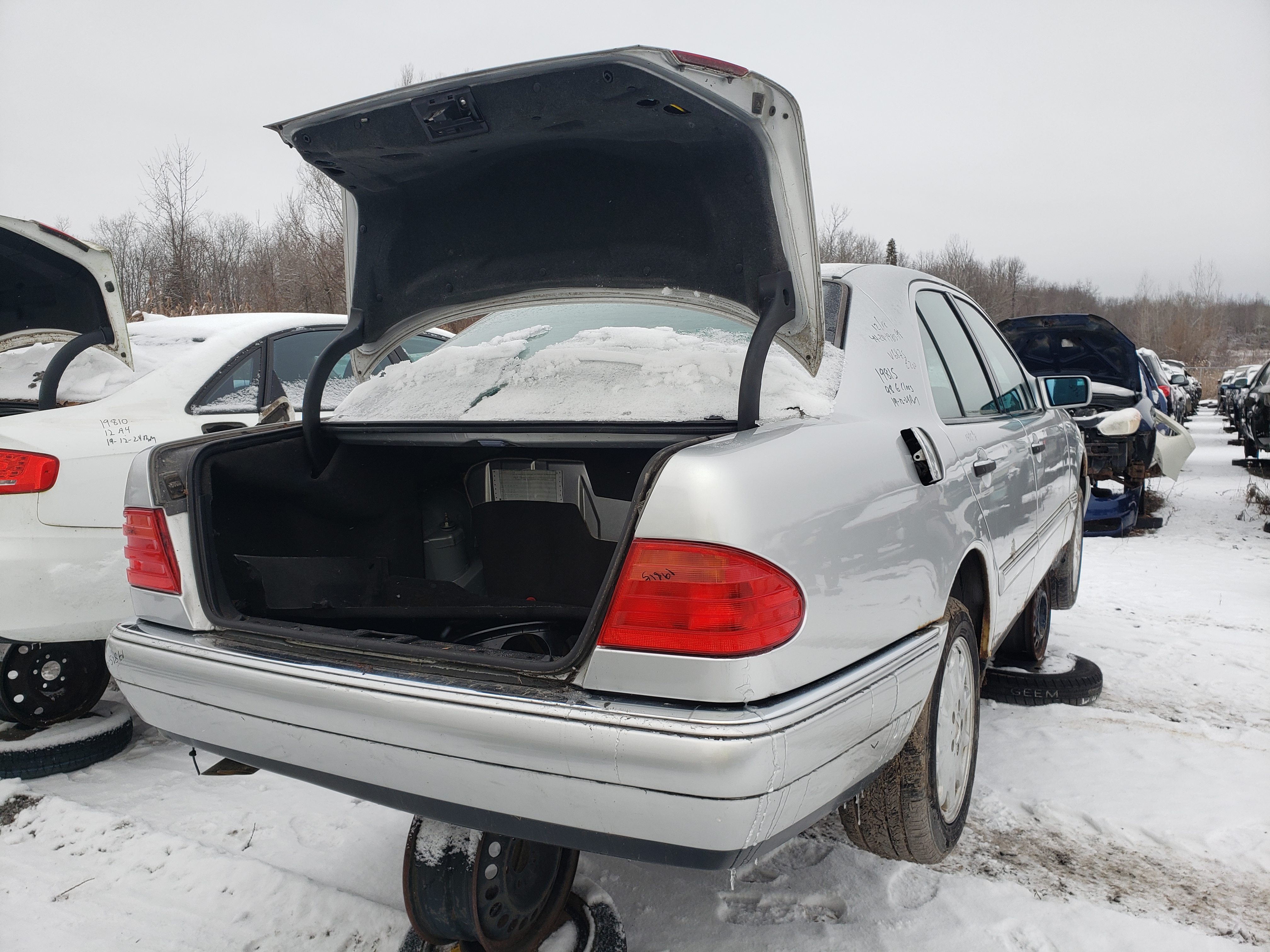 MERCEDES-BENZ E-CLASS 1998